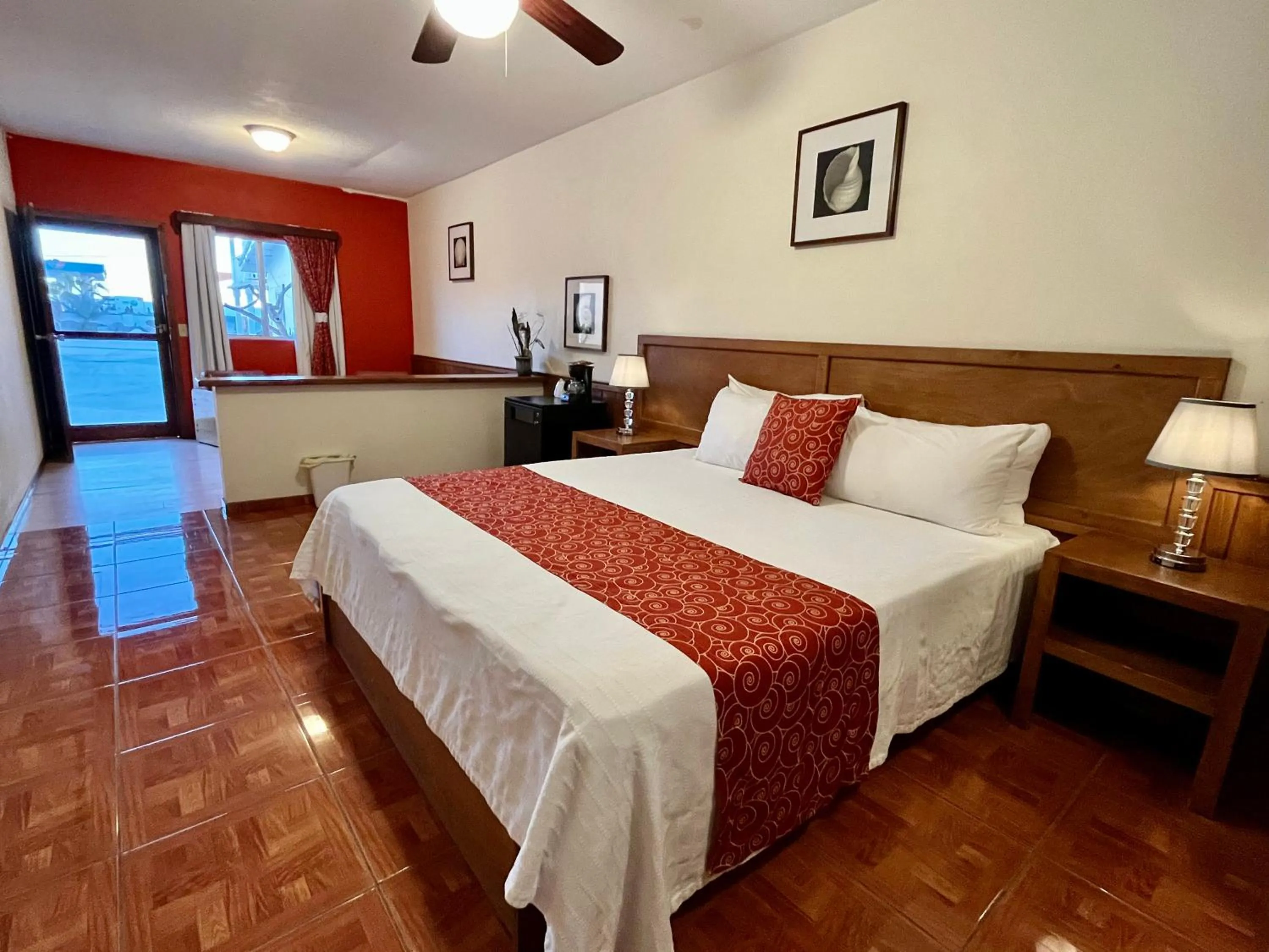 Bed in Hotel Los Caracoles