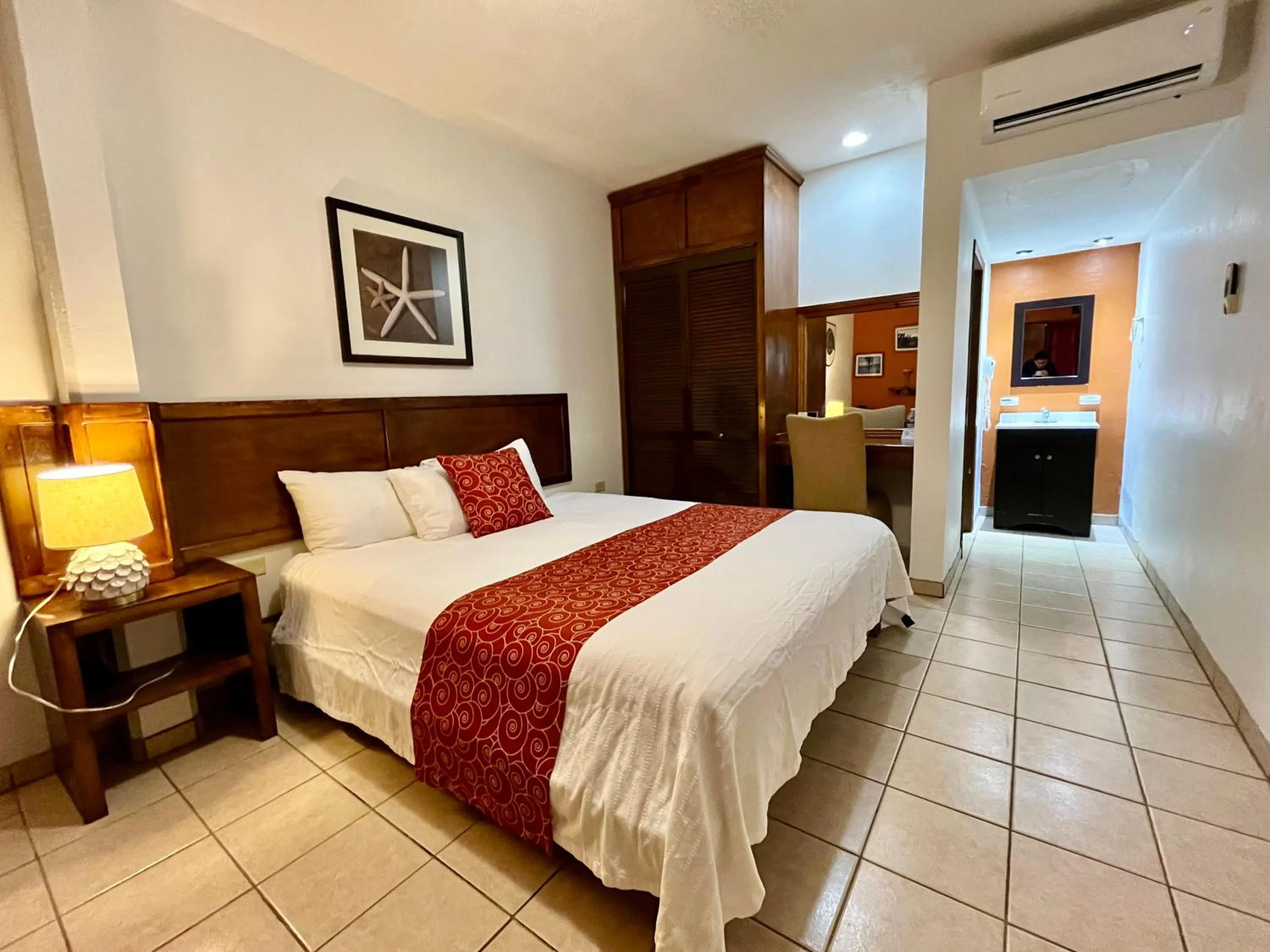 Bed in Hotel Los Caracoles