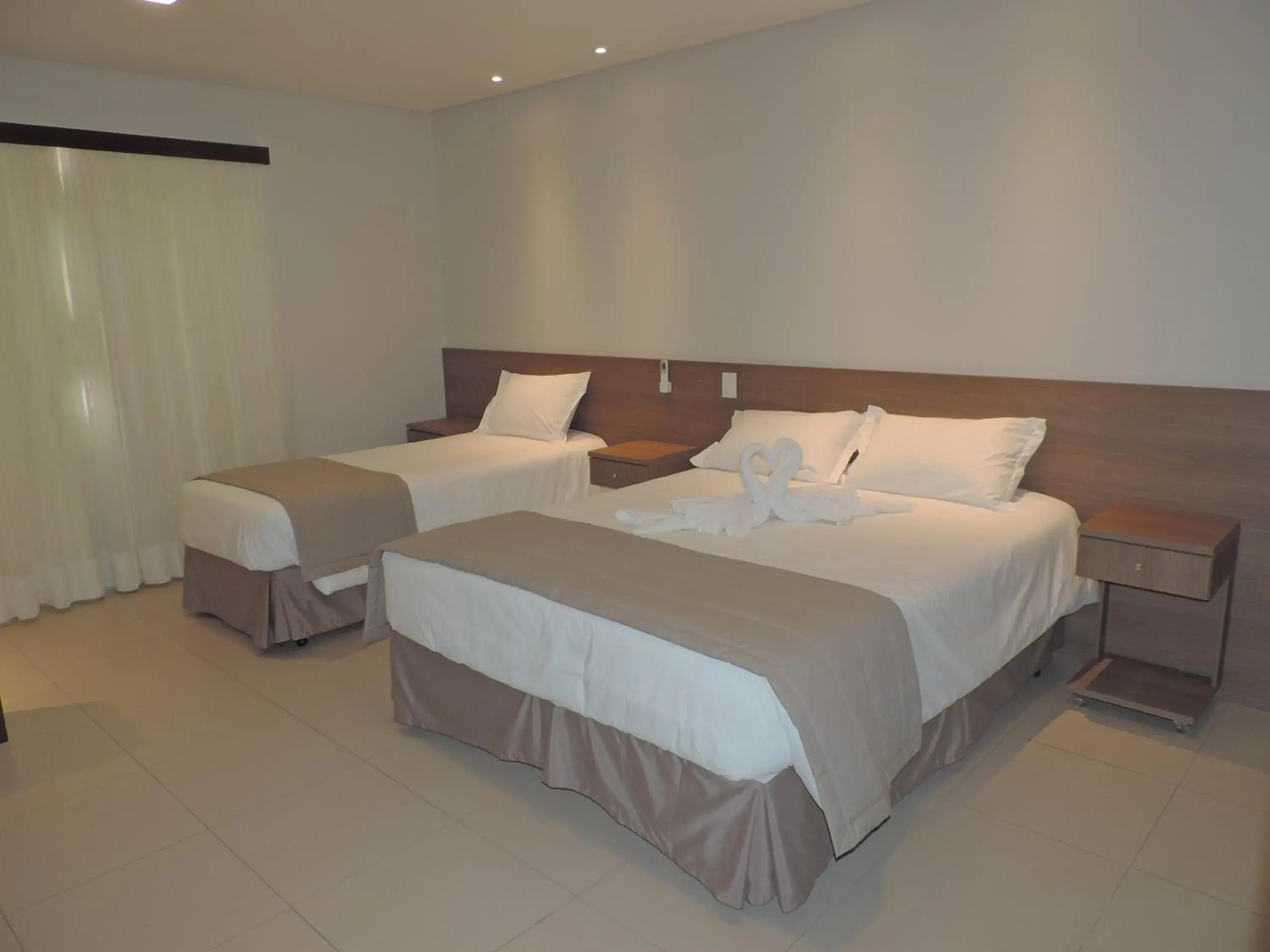 Triple Room in Hotel Maua Triple Room in Hotel Maua