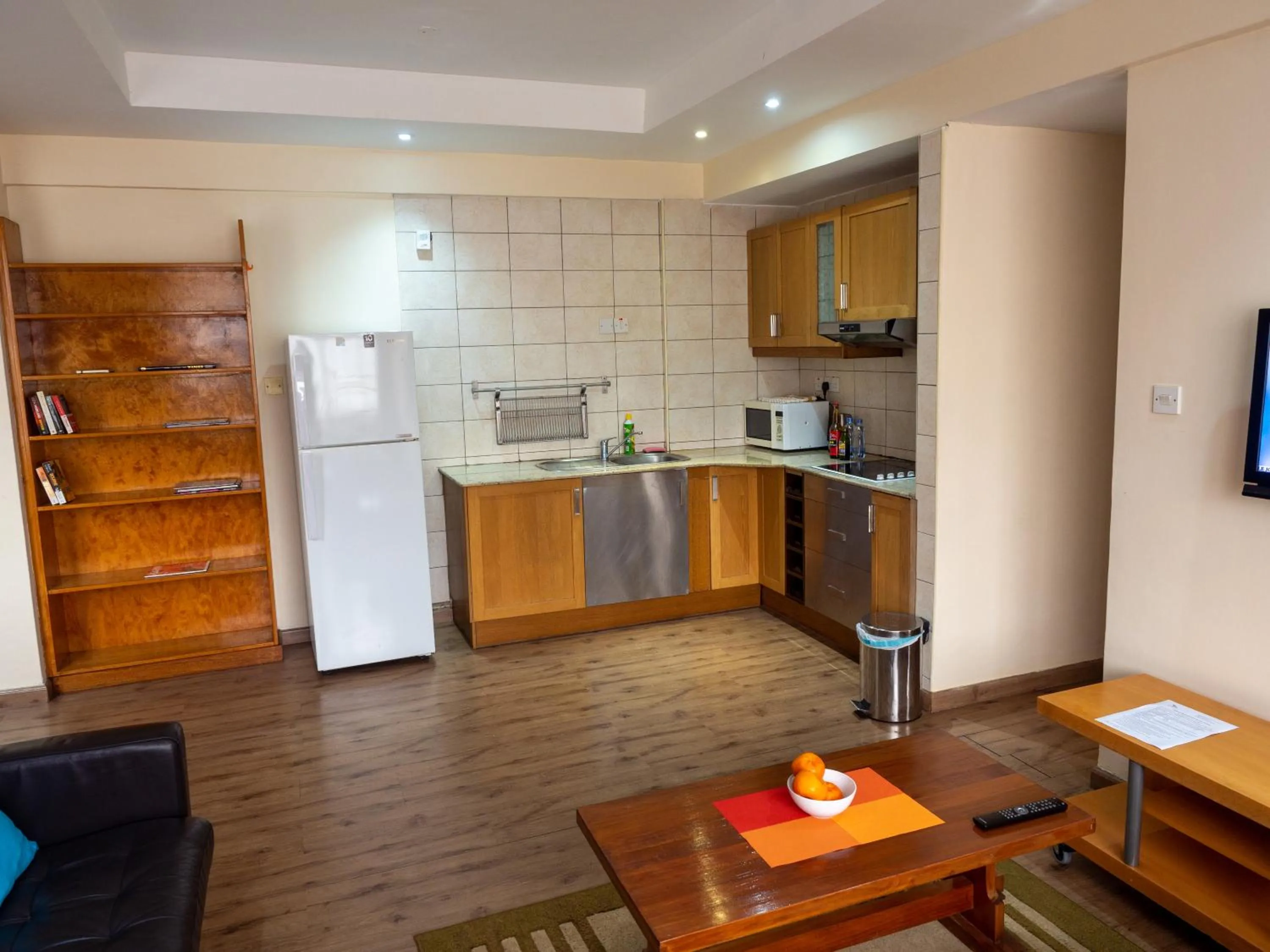 Kitchen or kitchenette in Kates Apartments