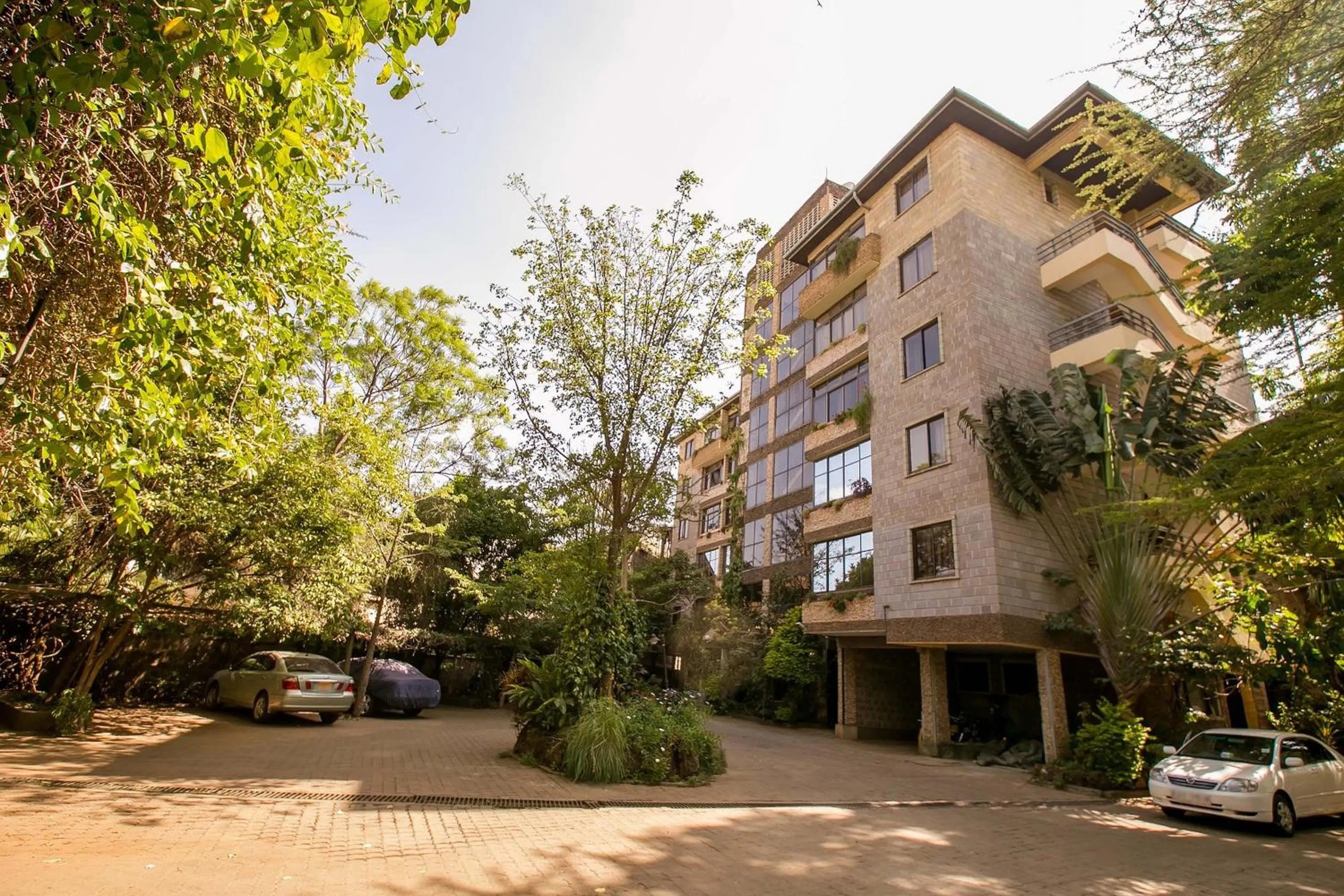 Property building in Kates Apartments