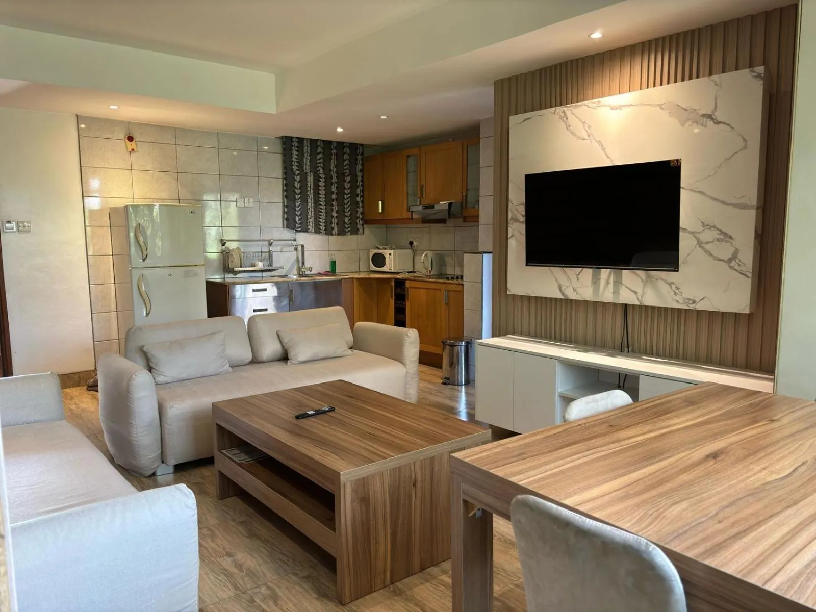 TV and multimedia in Kates Apartments