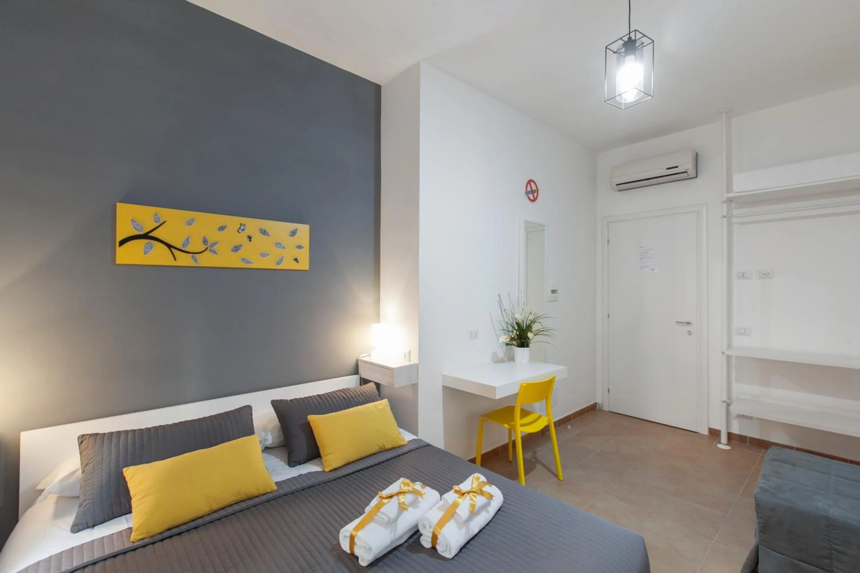 Photo of the whole room, Bed in Dormi a Roma