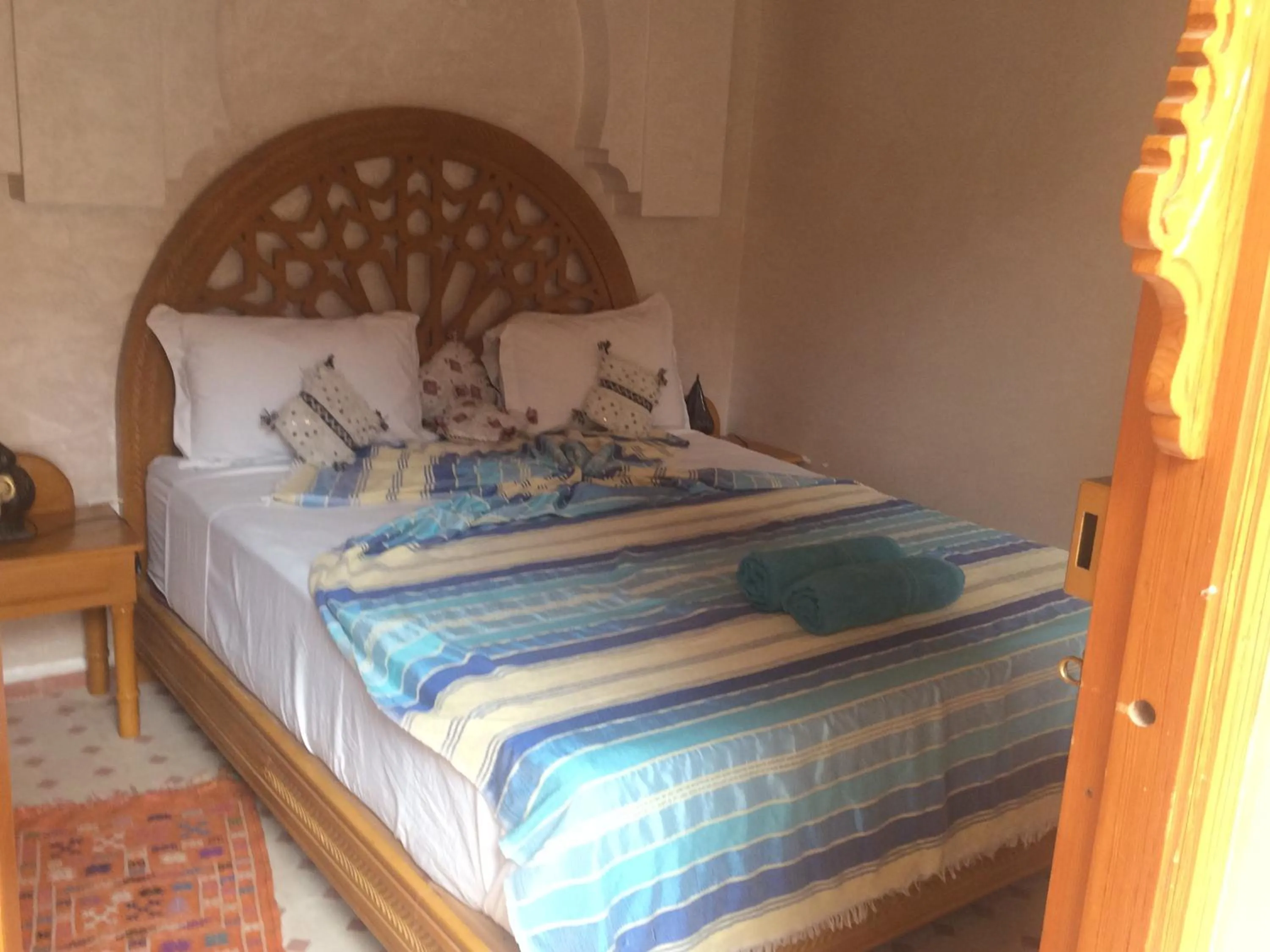 Spring, Bed in Riad Jenan Adam