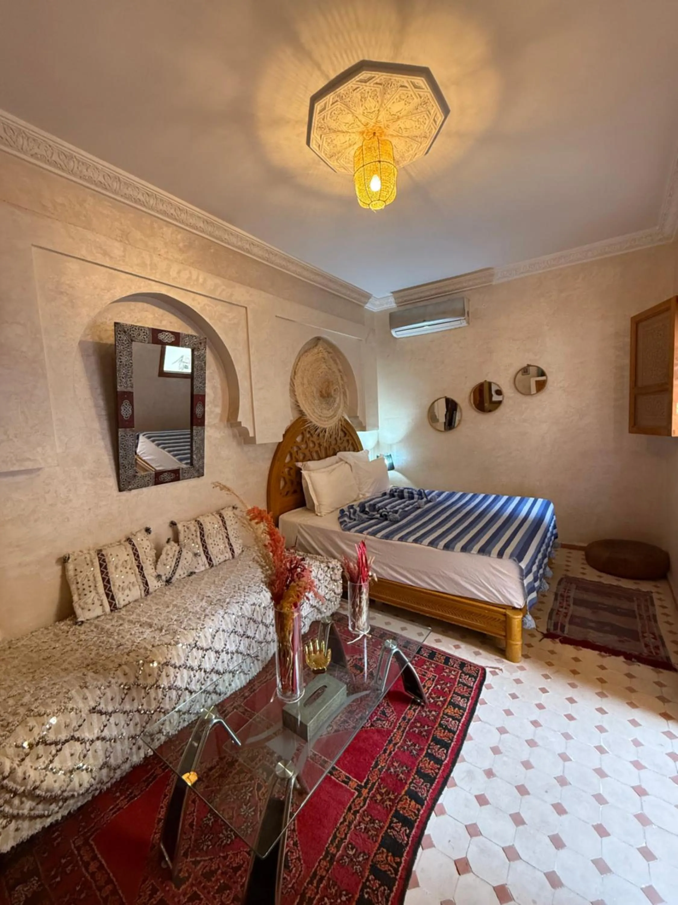 Bed in Riad Jenan Adam