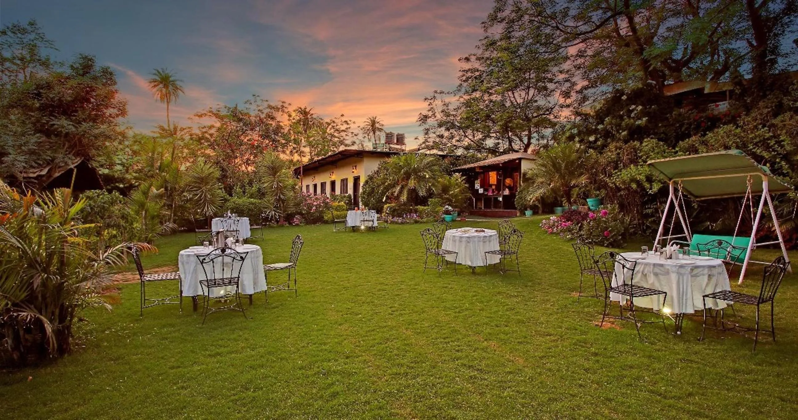 Garden, Restaurant/Places to Eat in Hill 'N' You - A Boutique Garden Resort