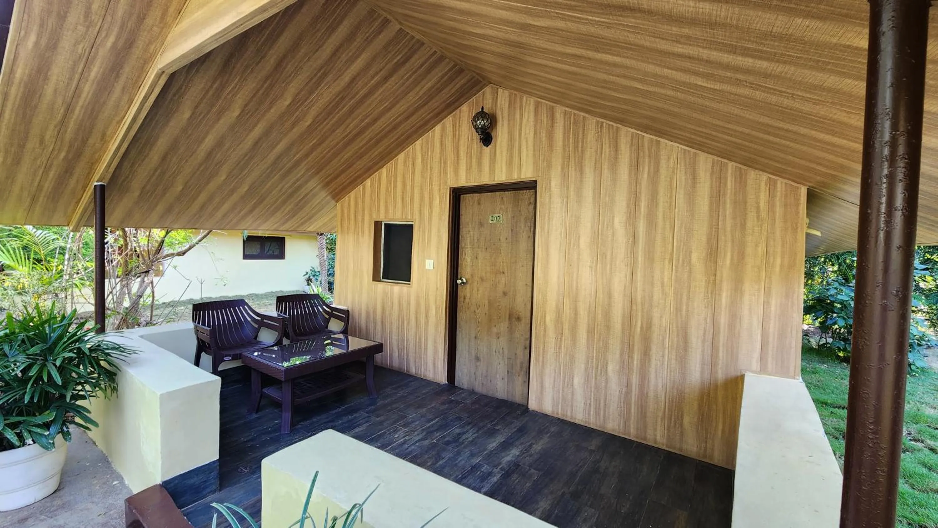 Hill 'N' You - A Boutique Garden Resort