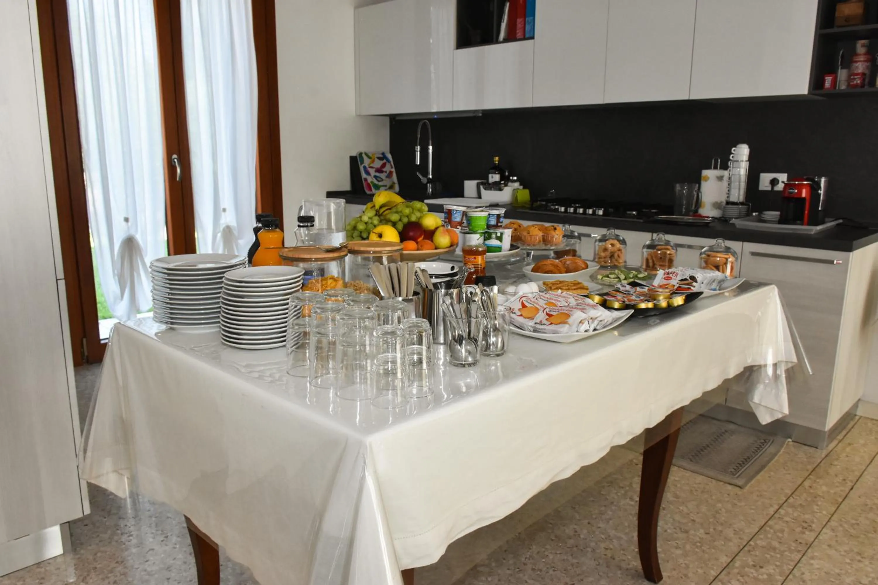 Buffet breakfast in B&B Ca' Rina