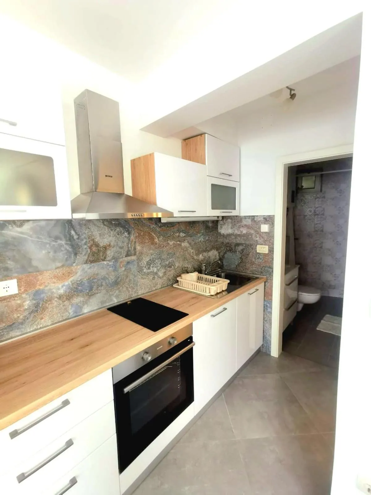 stove in Imperium Apartments