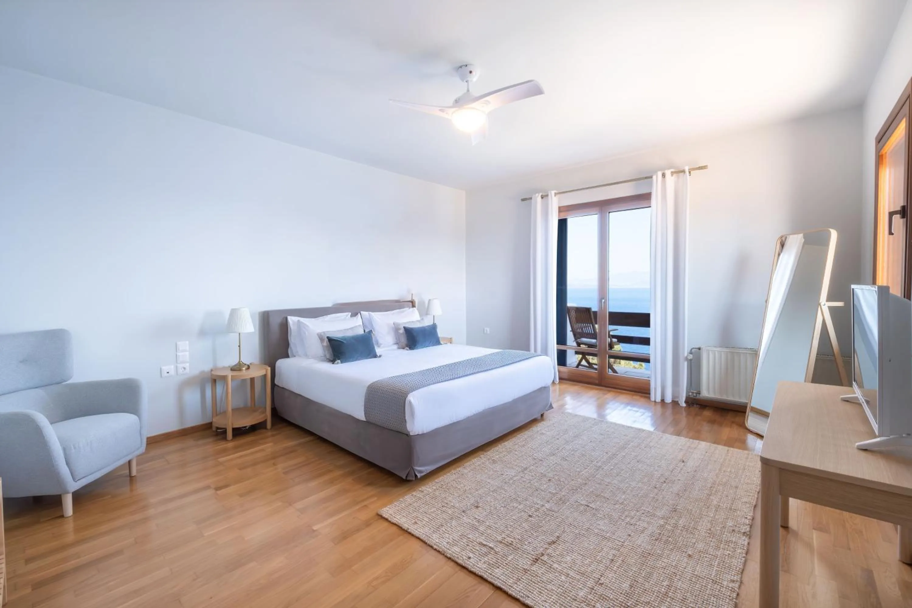 Bed in Villa Artisti Marathon