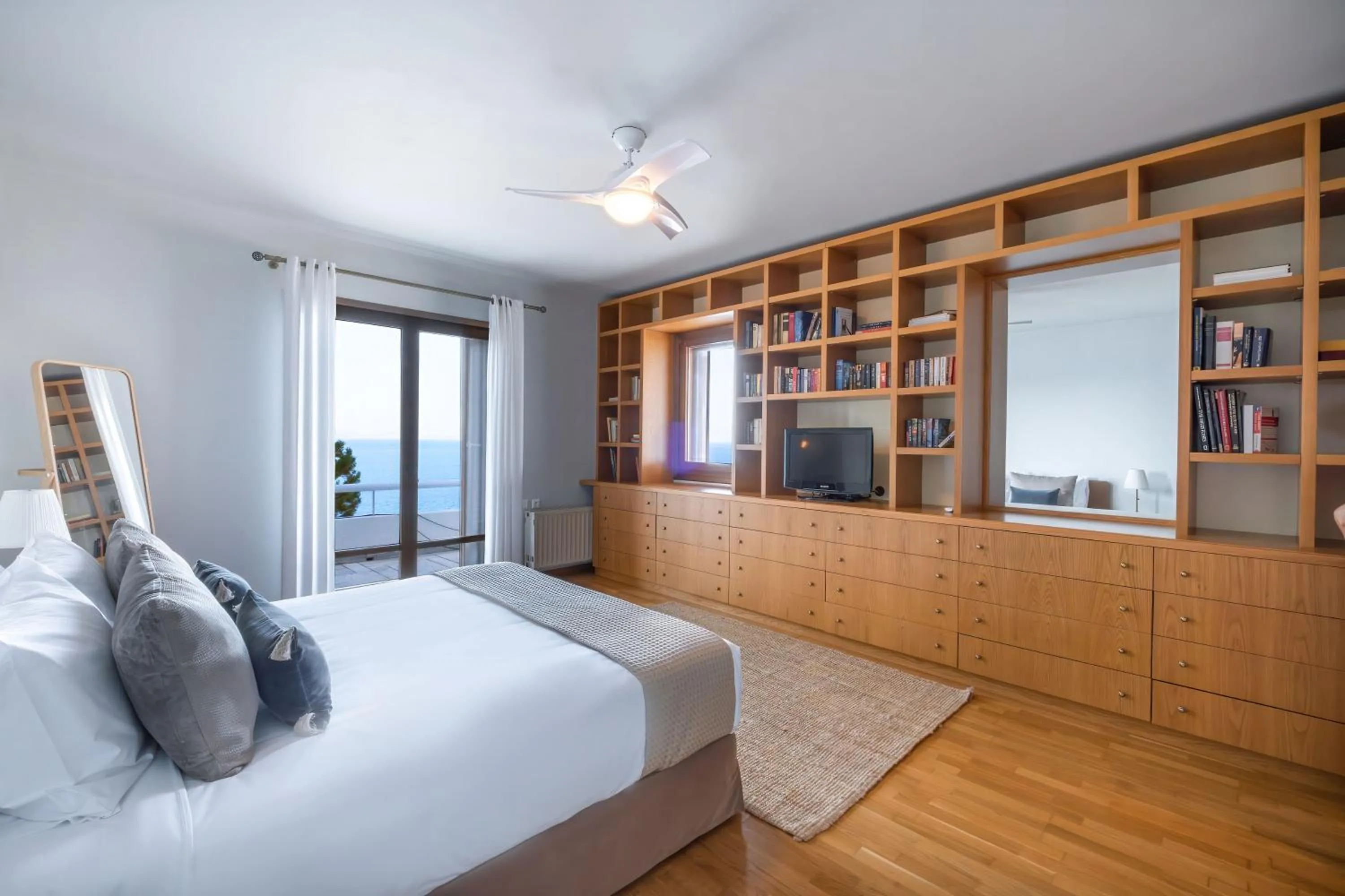 Bed in Villa Artisti Marathon