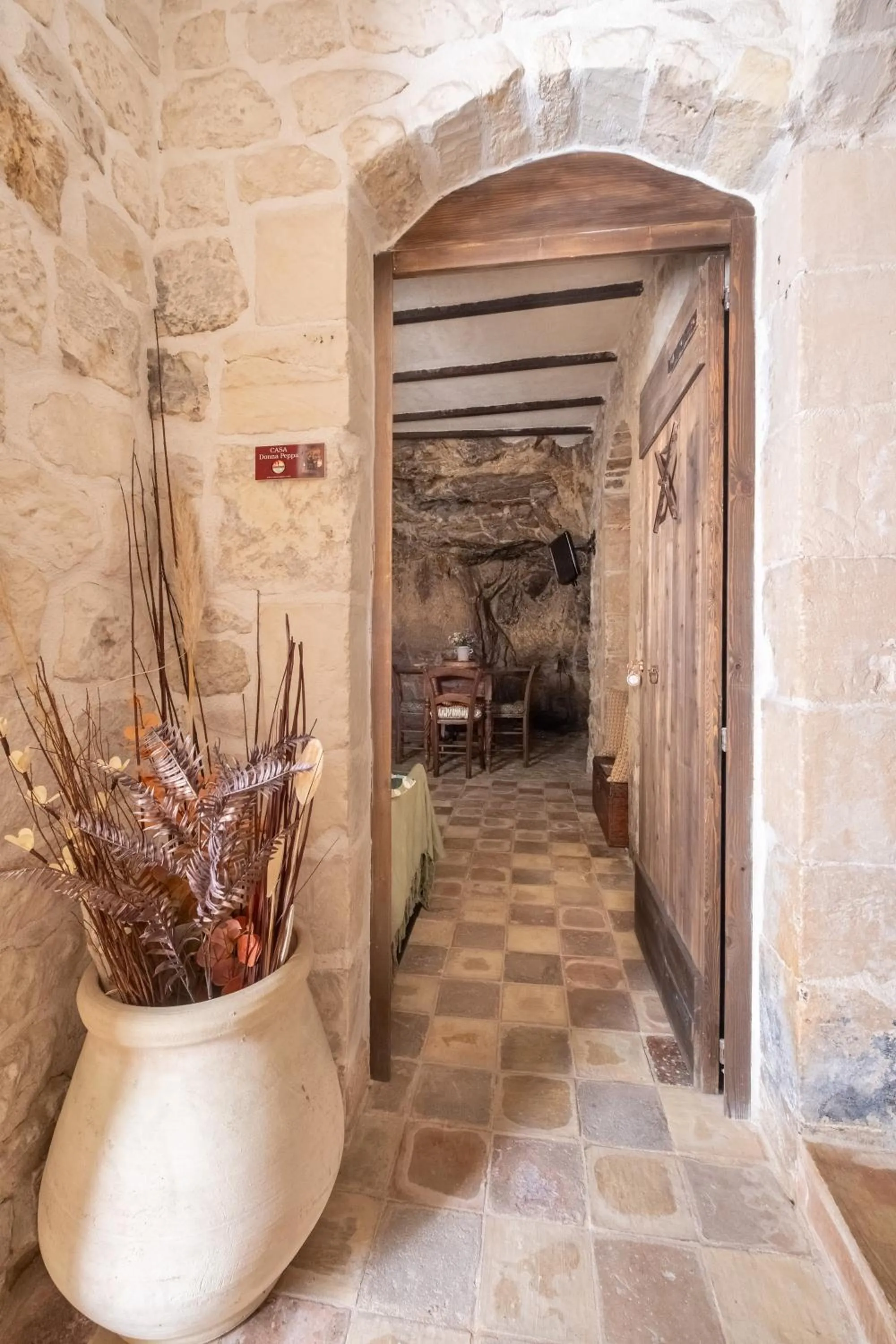 Property building in Si-Moutique, le Case-grotte degli Avi 2