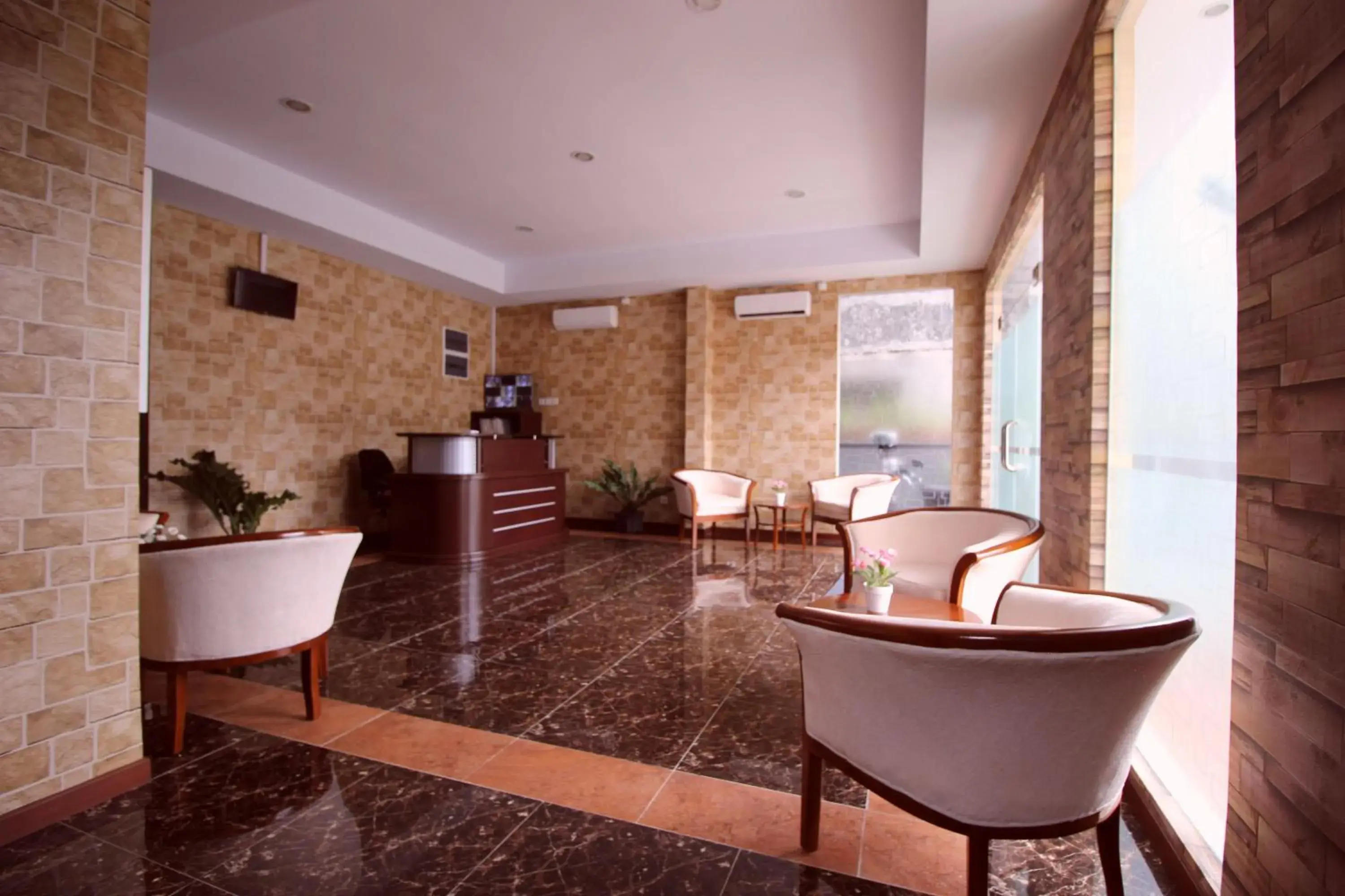 Lobby or reception, Bathroom in Amaya Suites Hotel