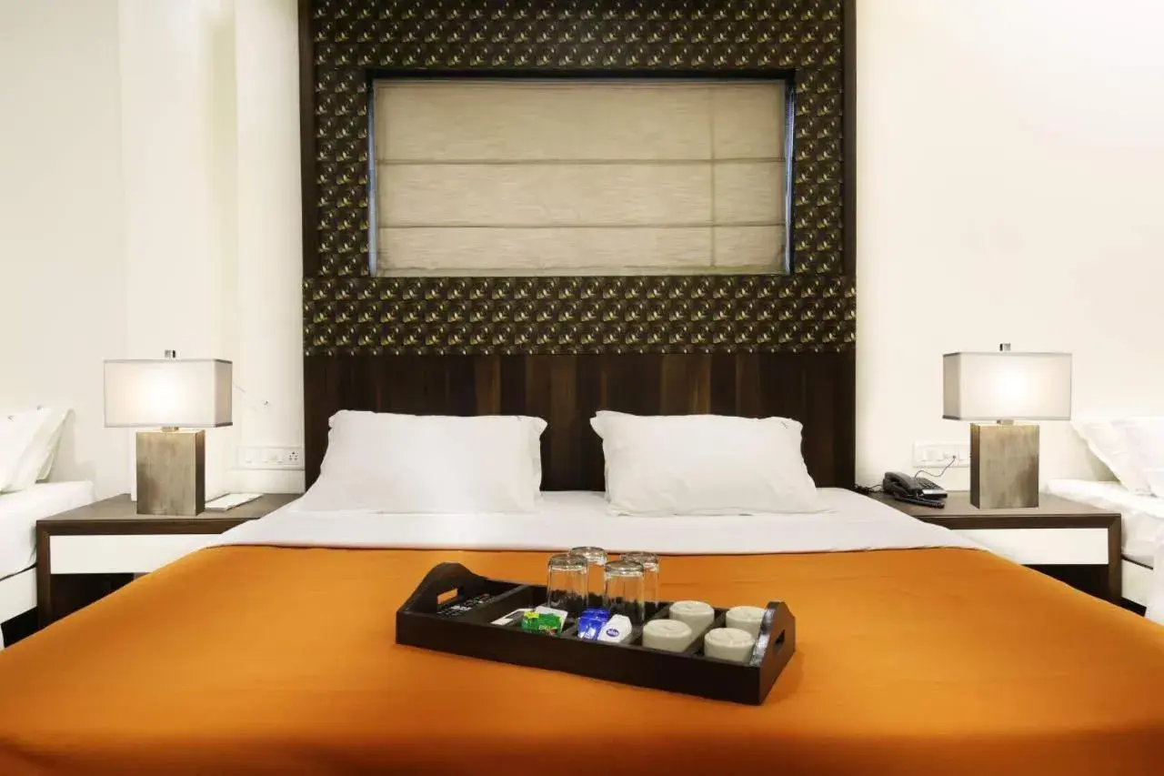 Bedroom, Bed in Hotel Lonavla Bedroom, Bed in Hotel Lonavla