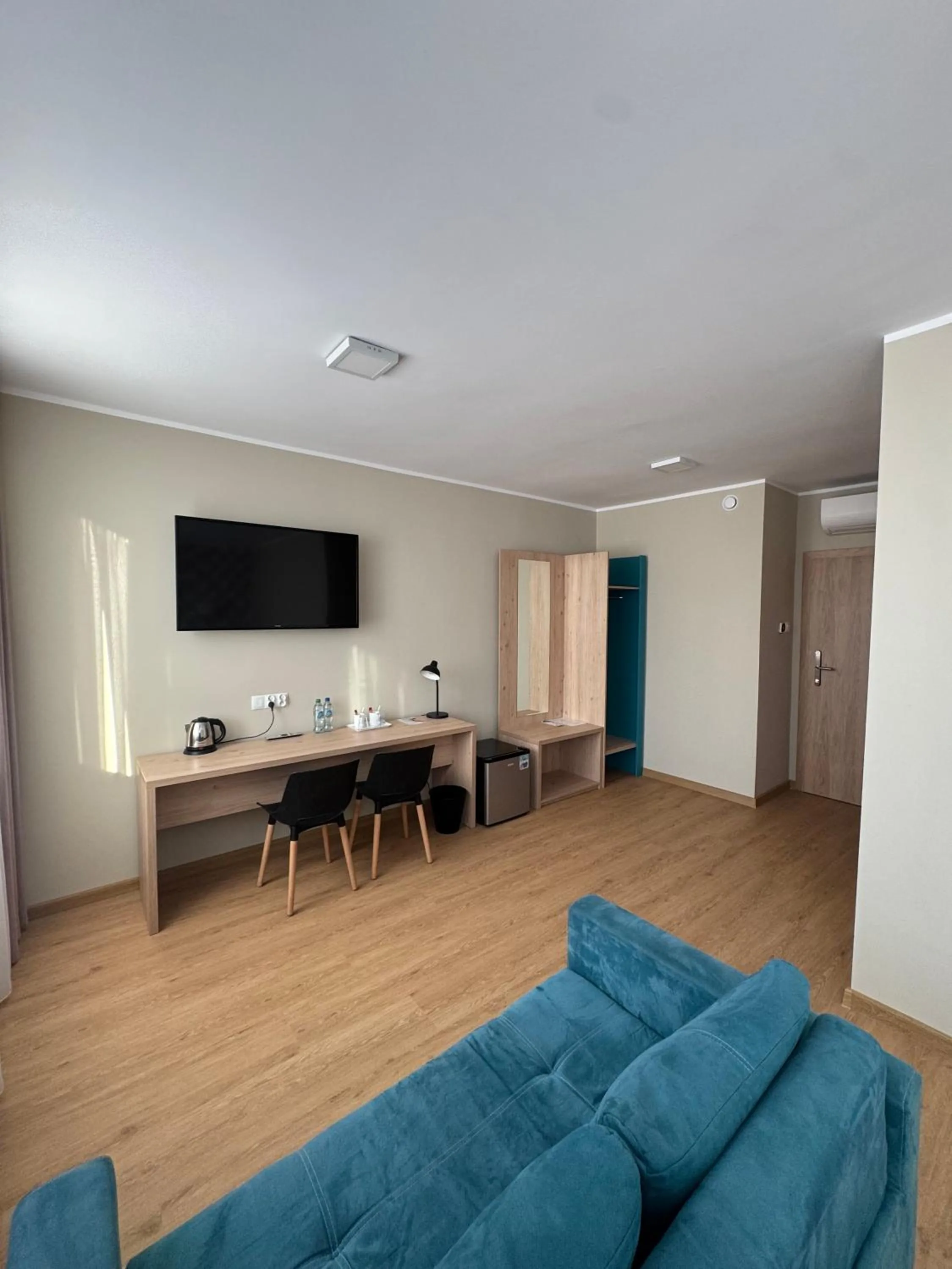 TV and multimedia in Carina Hotel