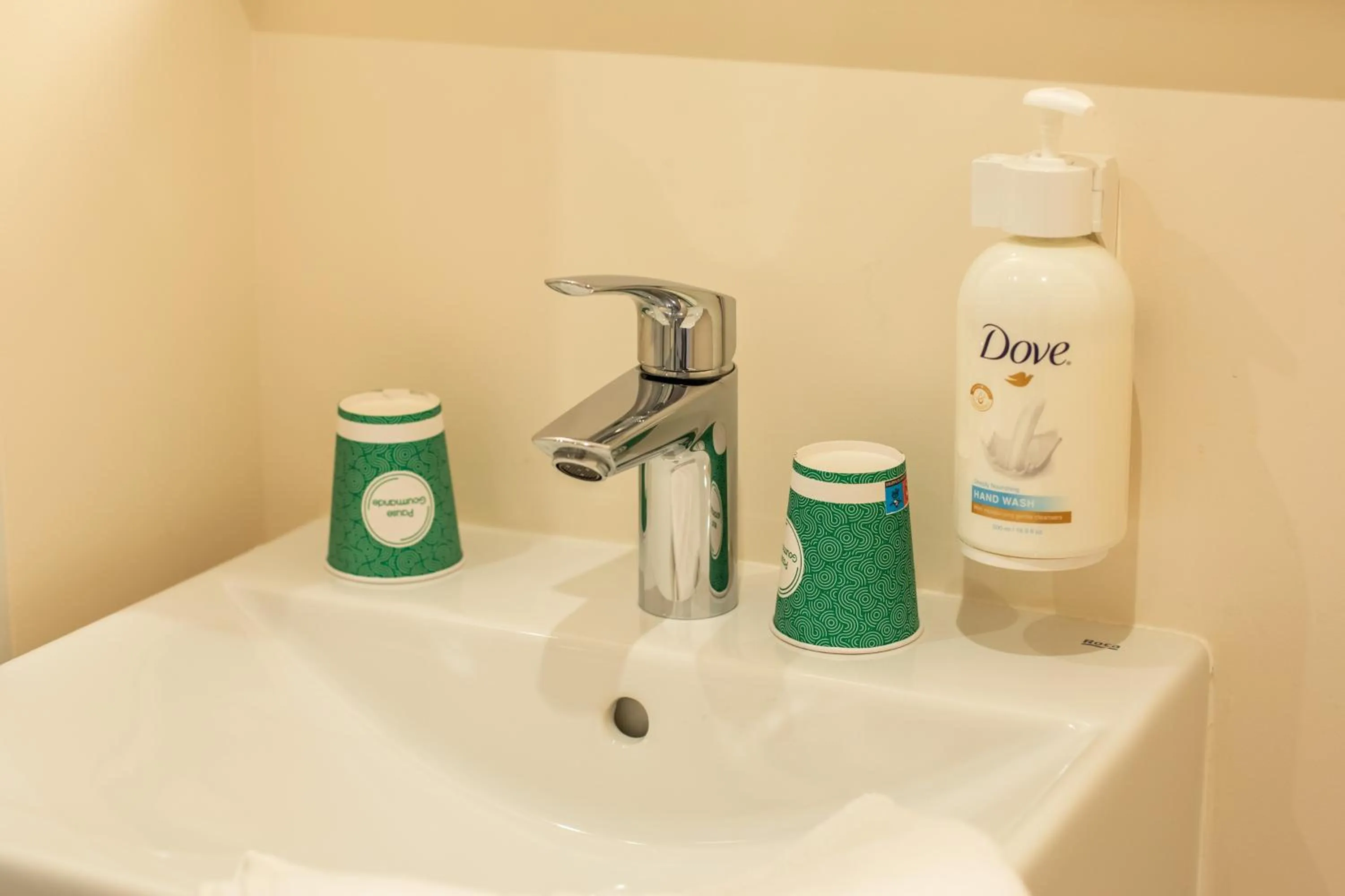 Bathroom in Premiere Classe Annecy Cran-Gevrier RÉNOVÉ EN 2025