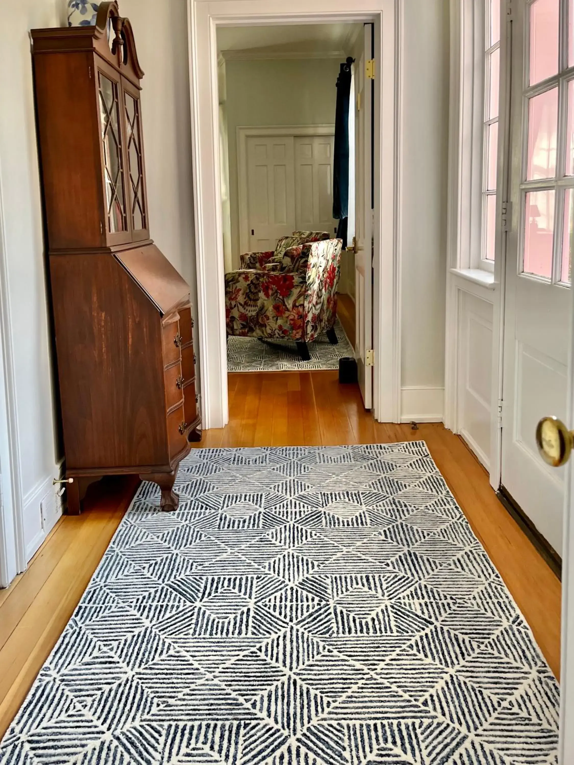 King Room with Garden View in Charred Oaks Inn King Room with Garden View in Charred Oaks Inn