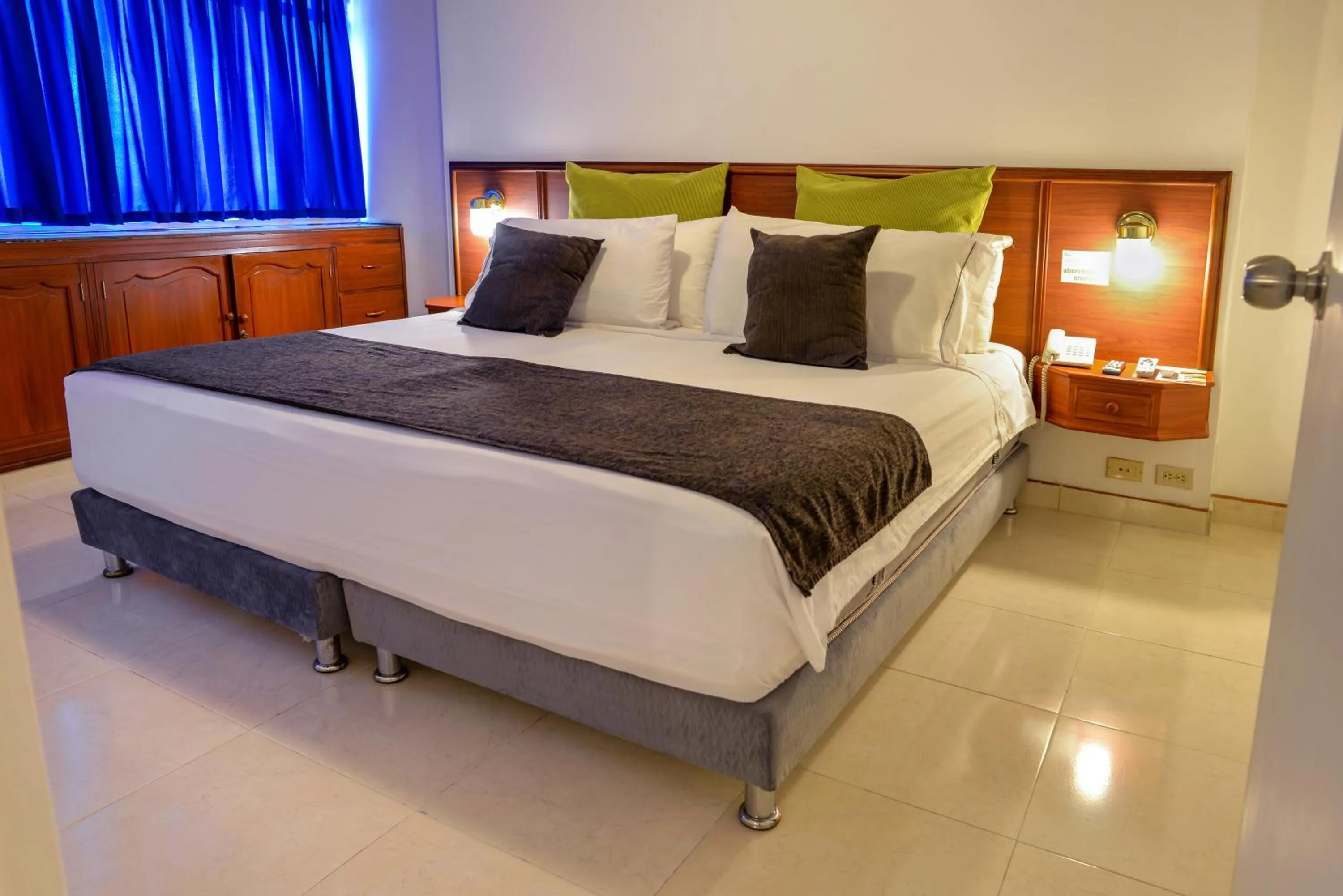 Bed in Hotel Thama