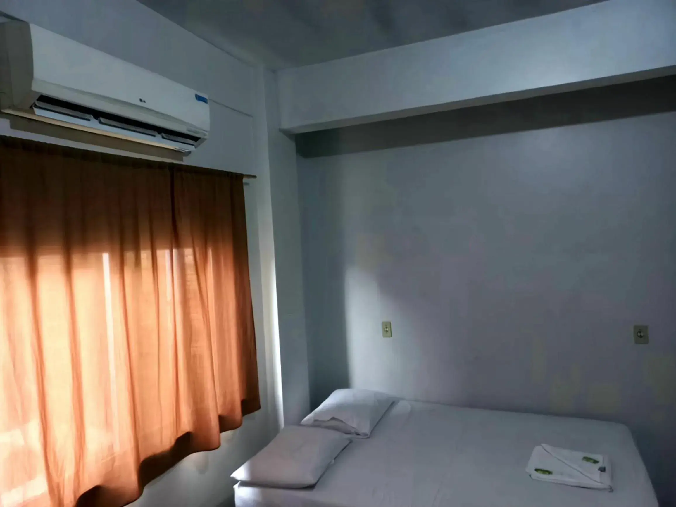 Single Room in Portobello Hotel Orla Single Room in Portobello Hotel Orla