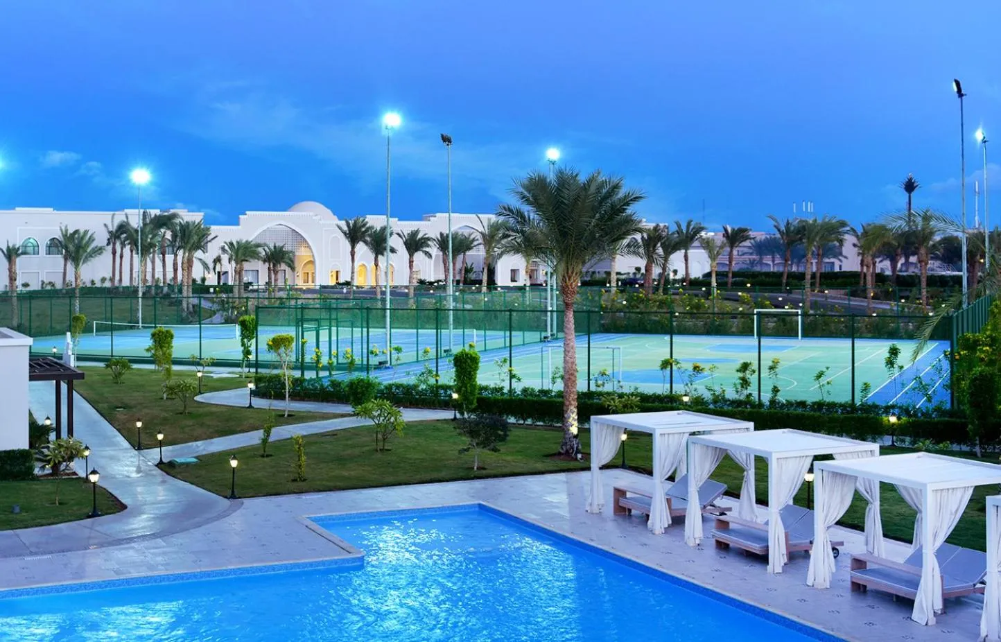 Swimming pool in Steigenberger Alcazar