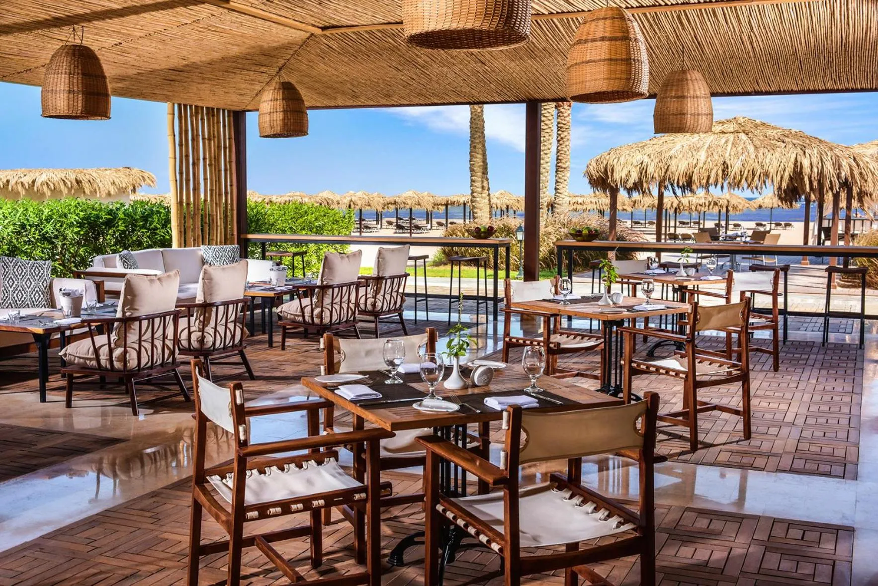 Restaurant/places to eat in Steigenberger Alcazar