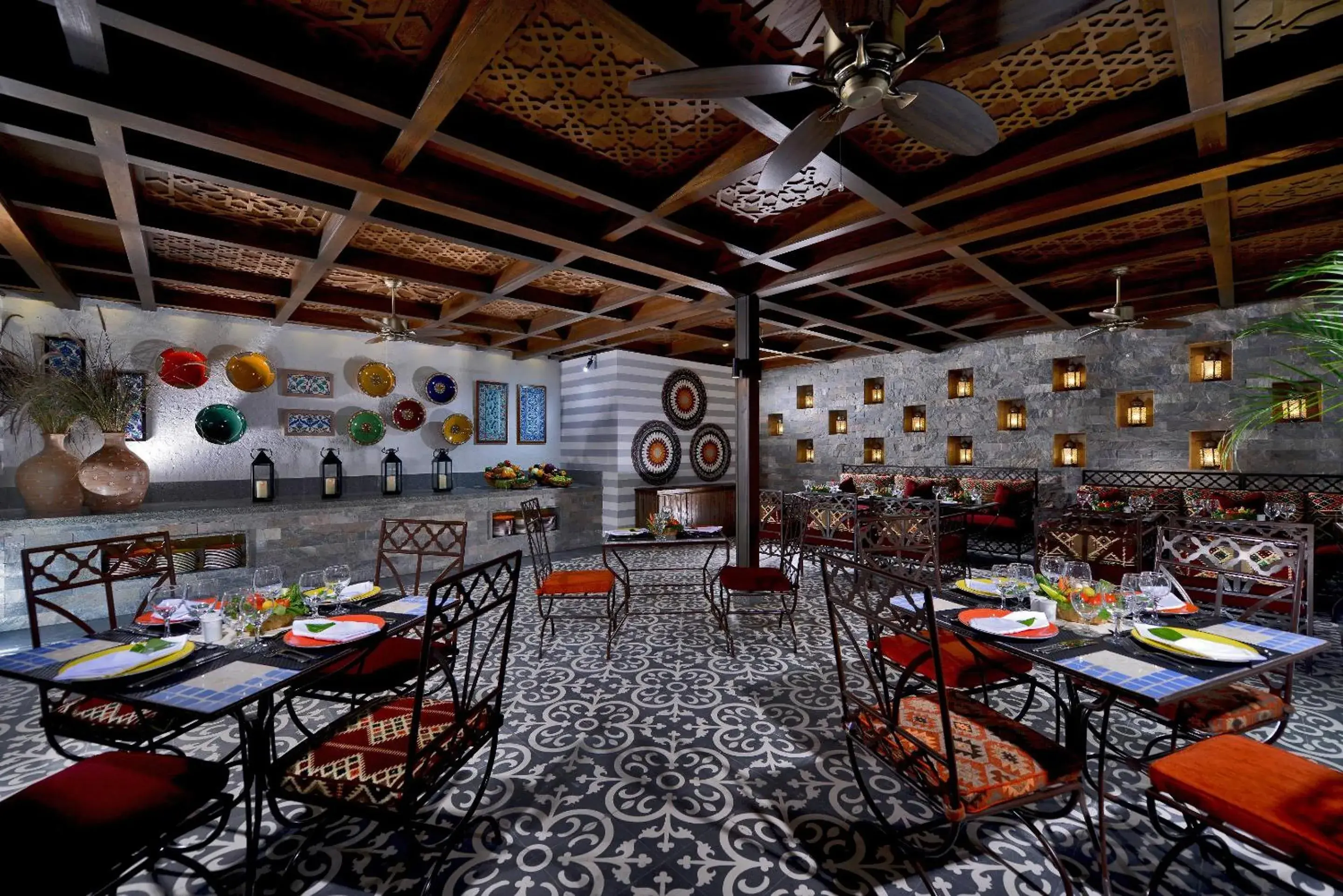 Restaurant/places to eat in Steigenberger Alcazar Restaurant/places to eat in Steigenberger Alcazar