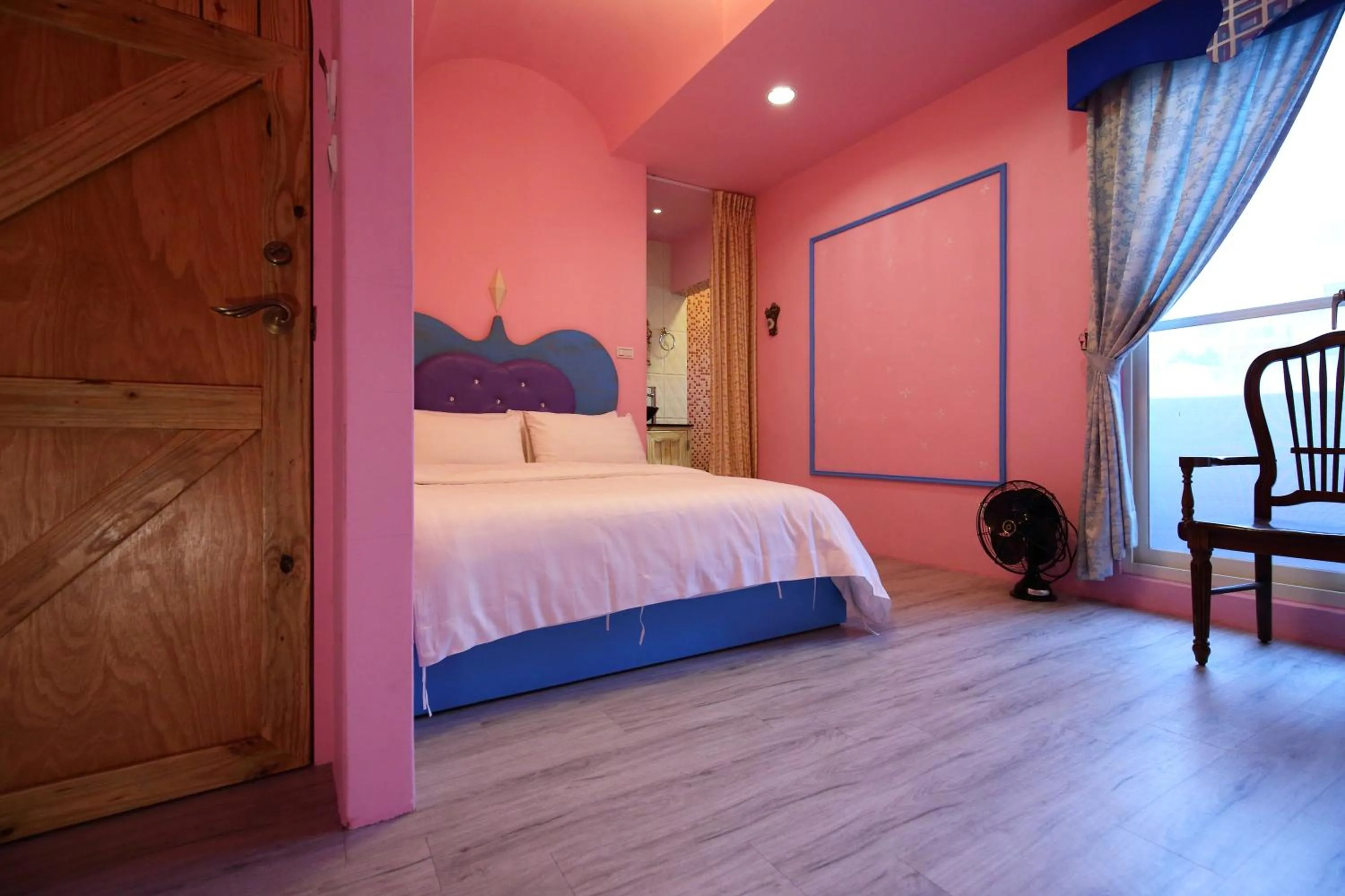 Standard Double Room in White Rabbit