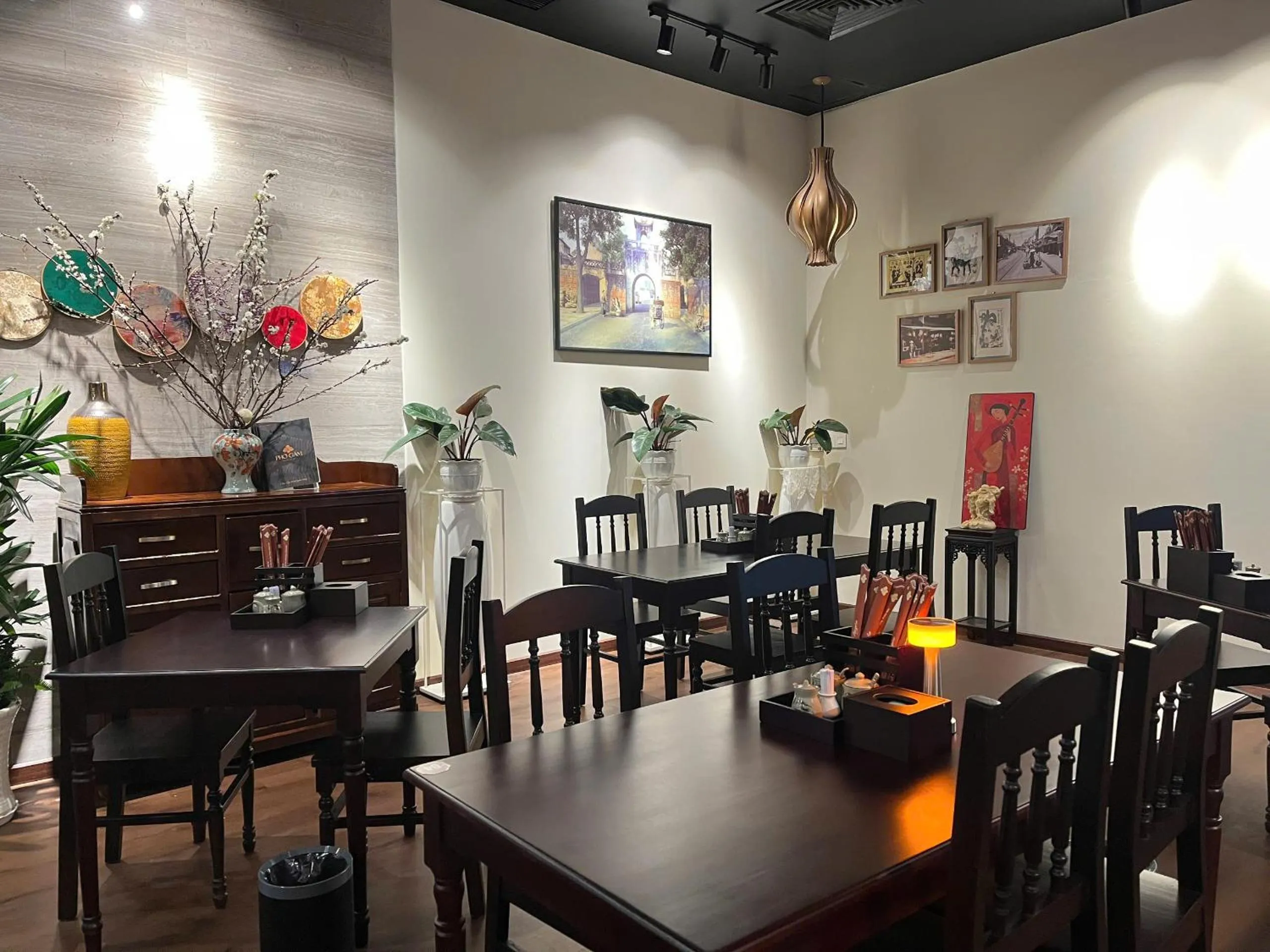 Restaurant/places to eat in Starcity Hotel & Condotel Beachfront Nha Trang