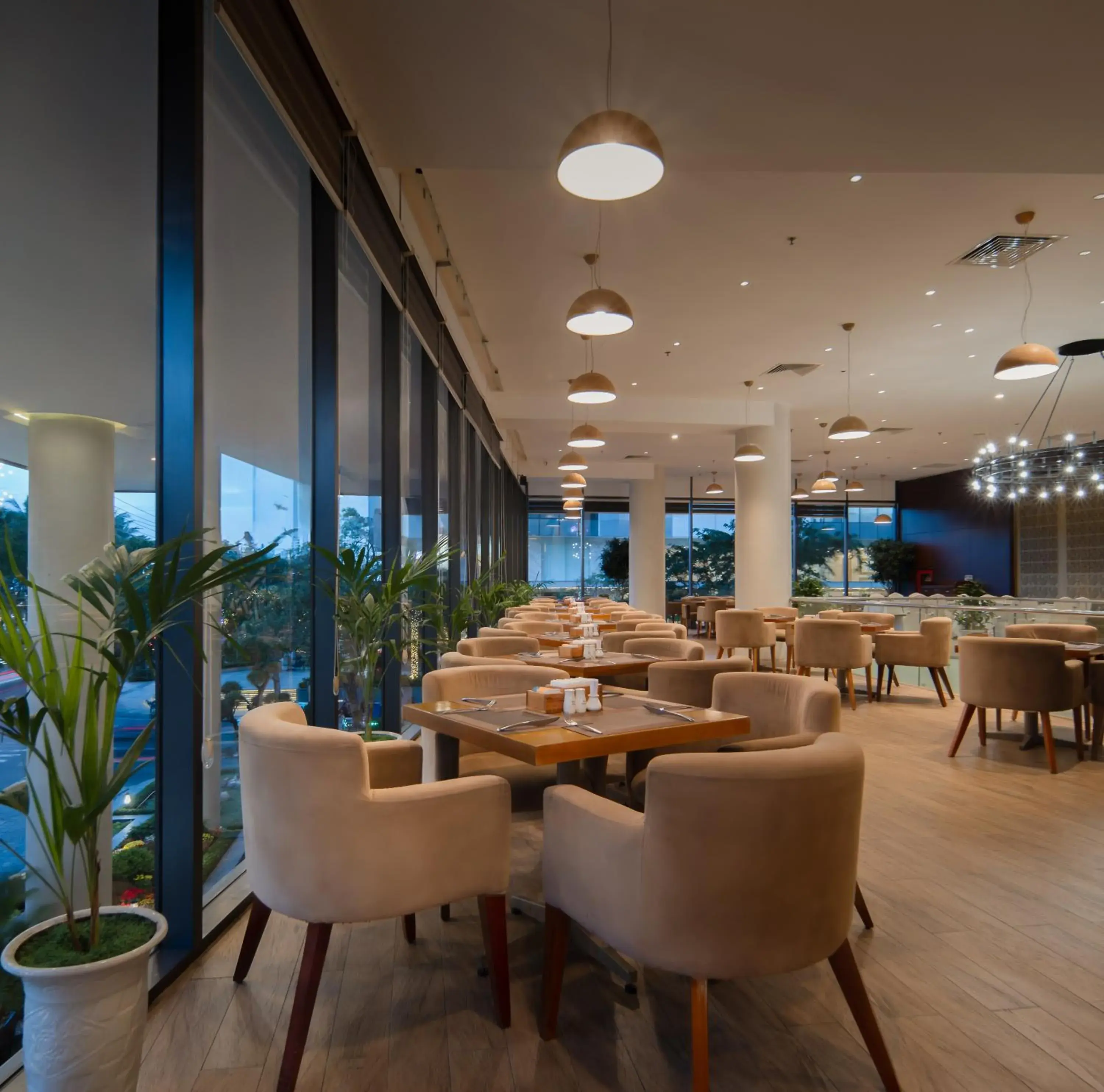 Restaurant/places to eat in Starcity Hotel & Condotel Beachfront Nha Trang Restaurant/places to eat in Starcity Hotel & Condotel Beachfront Nha Trang