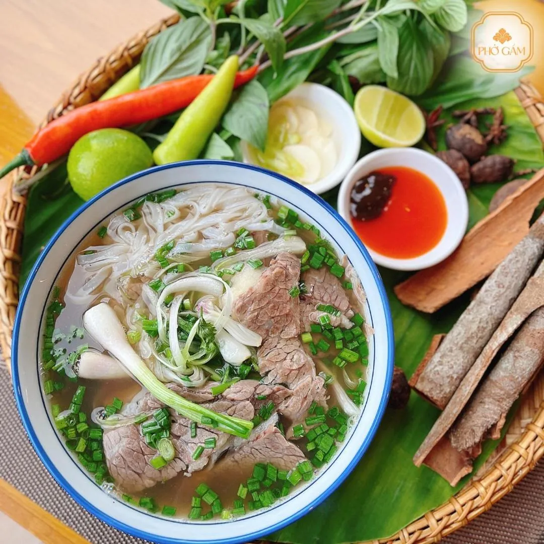 Restaurant/places to eat in Starcity Hotel & Condotel Beachfront Nha Trang