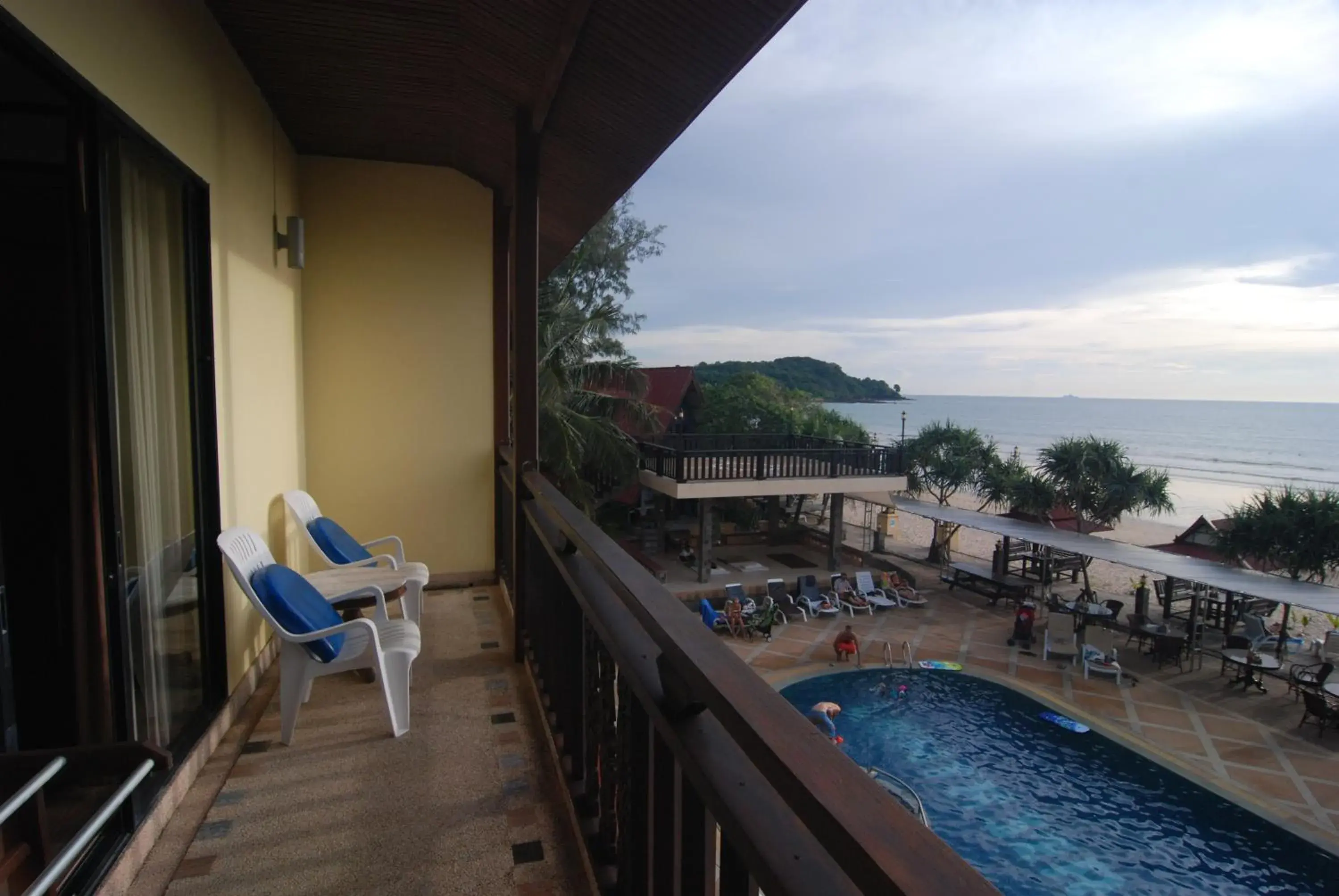 Day, Pool View in Lanta Sea House