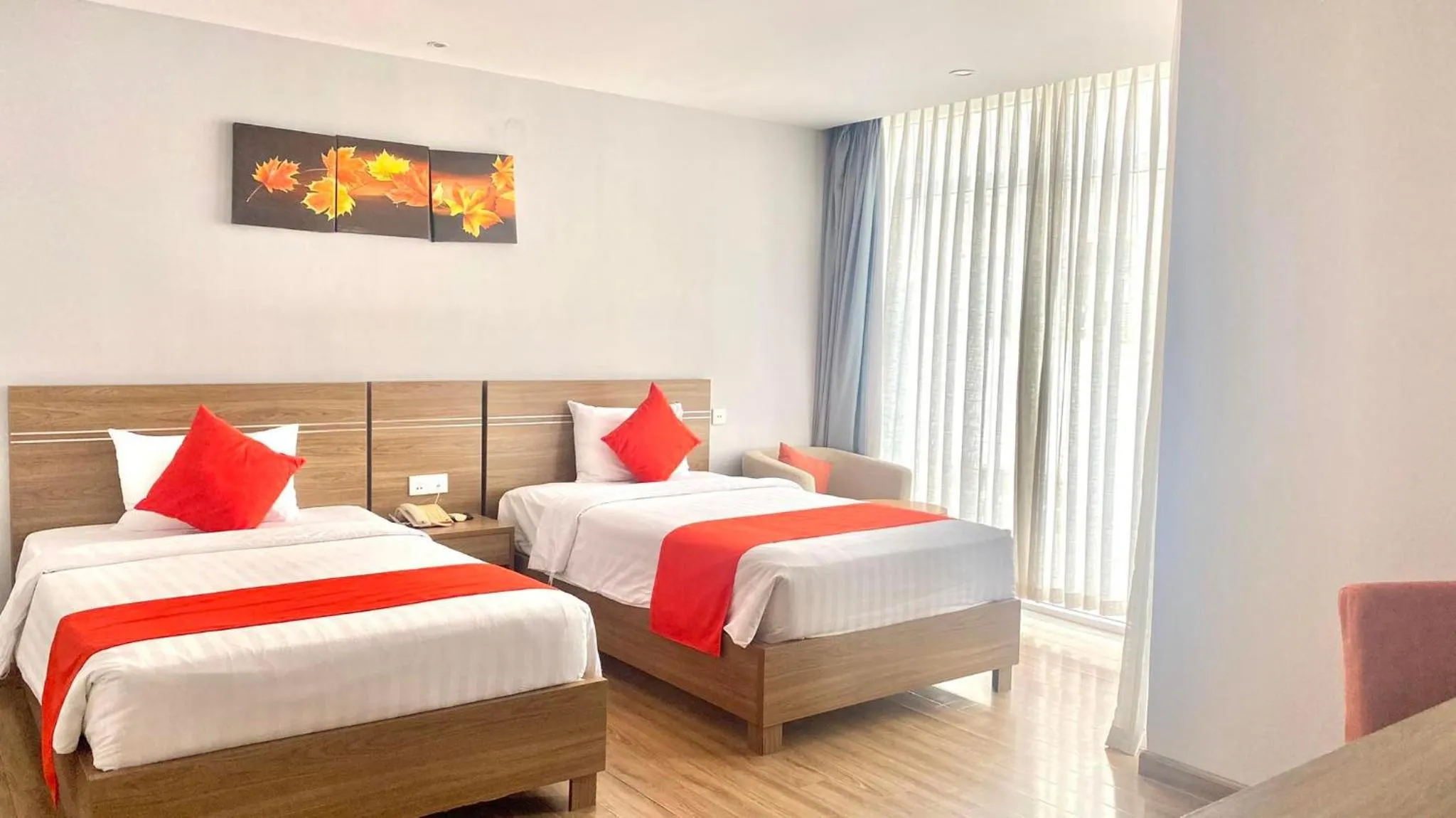 Bed in Maple Leaf Hotel & Apartment