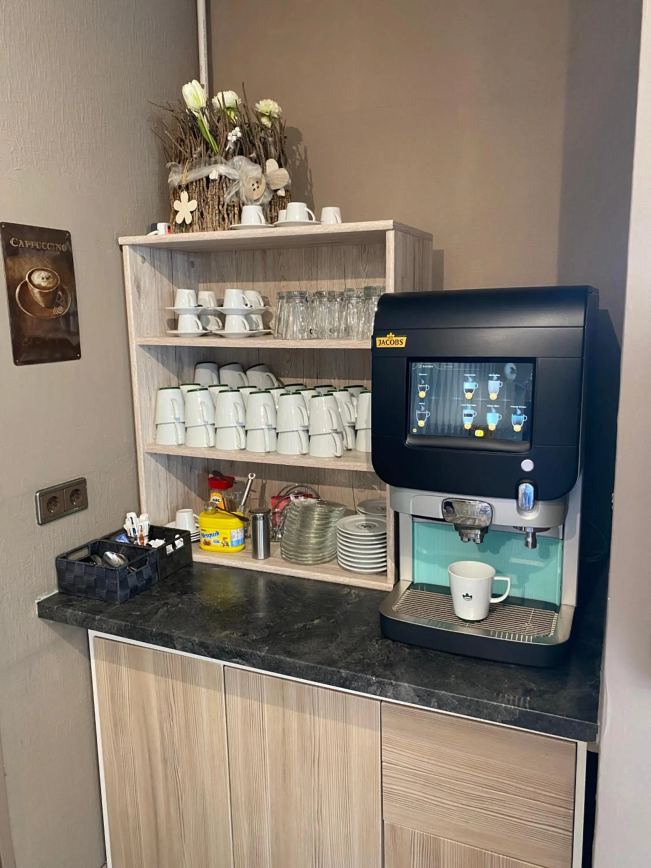 Breakfast in Hotel am Westend