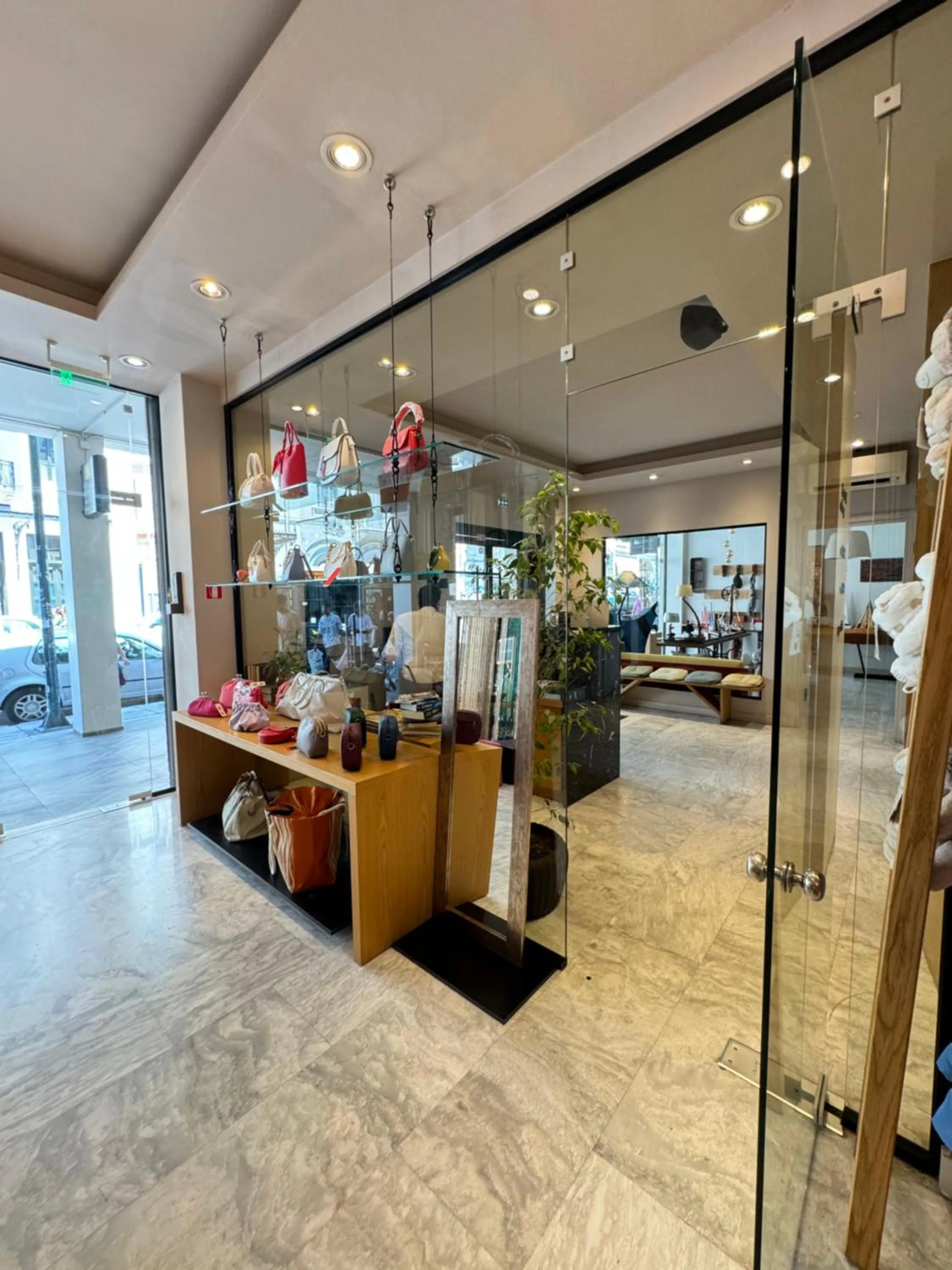 Property building in Lotus Center