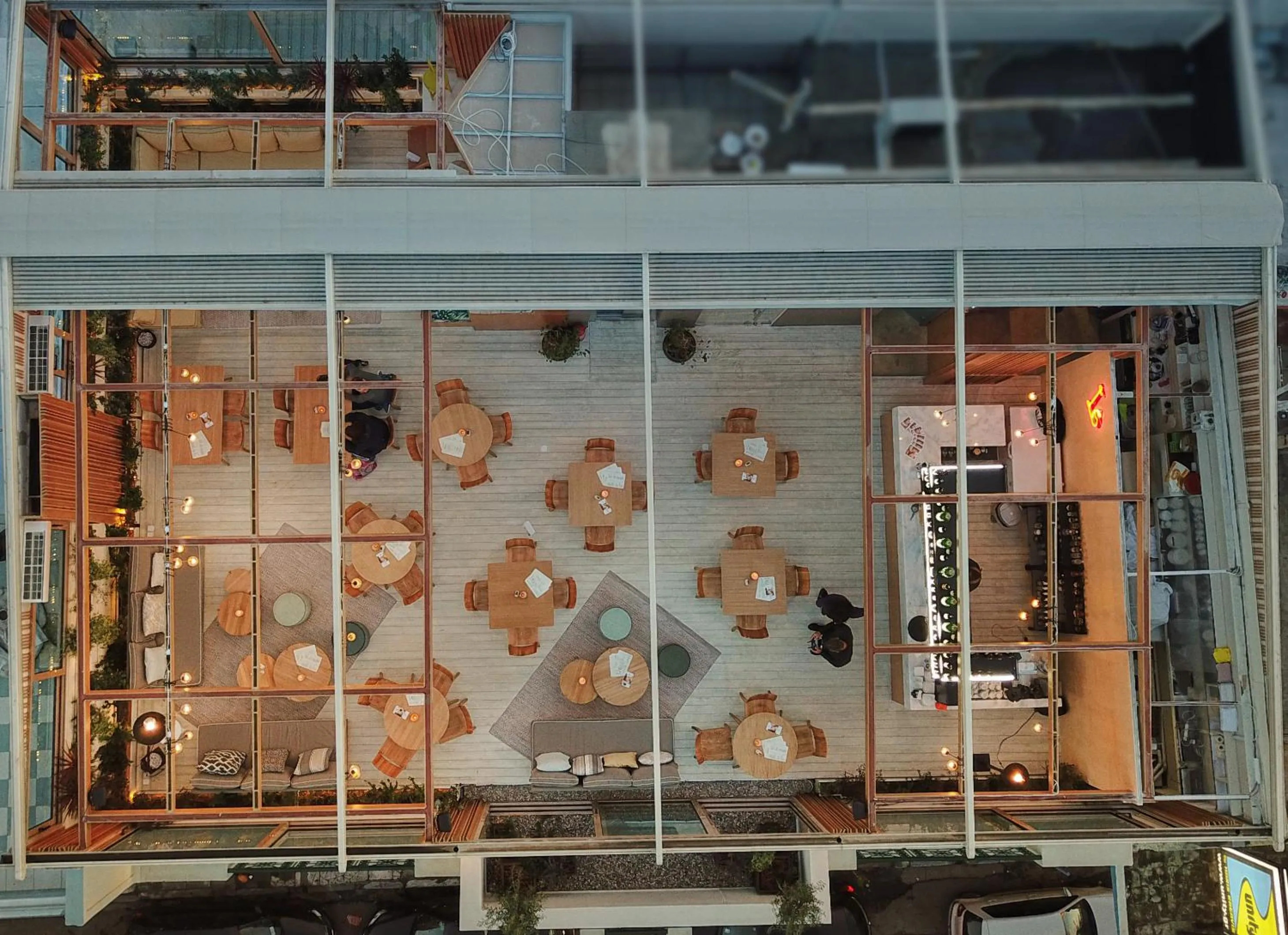 Property building in Lotus Center