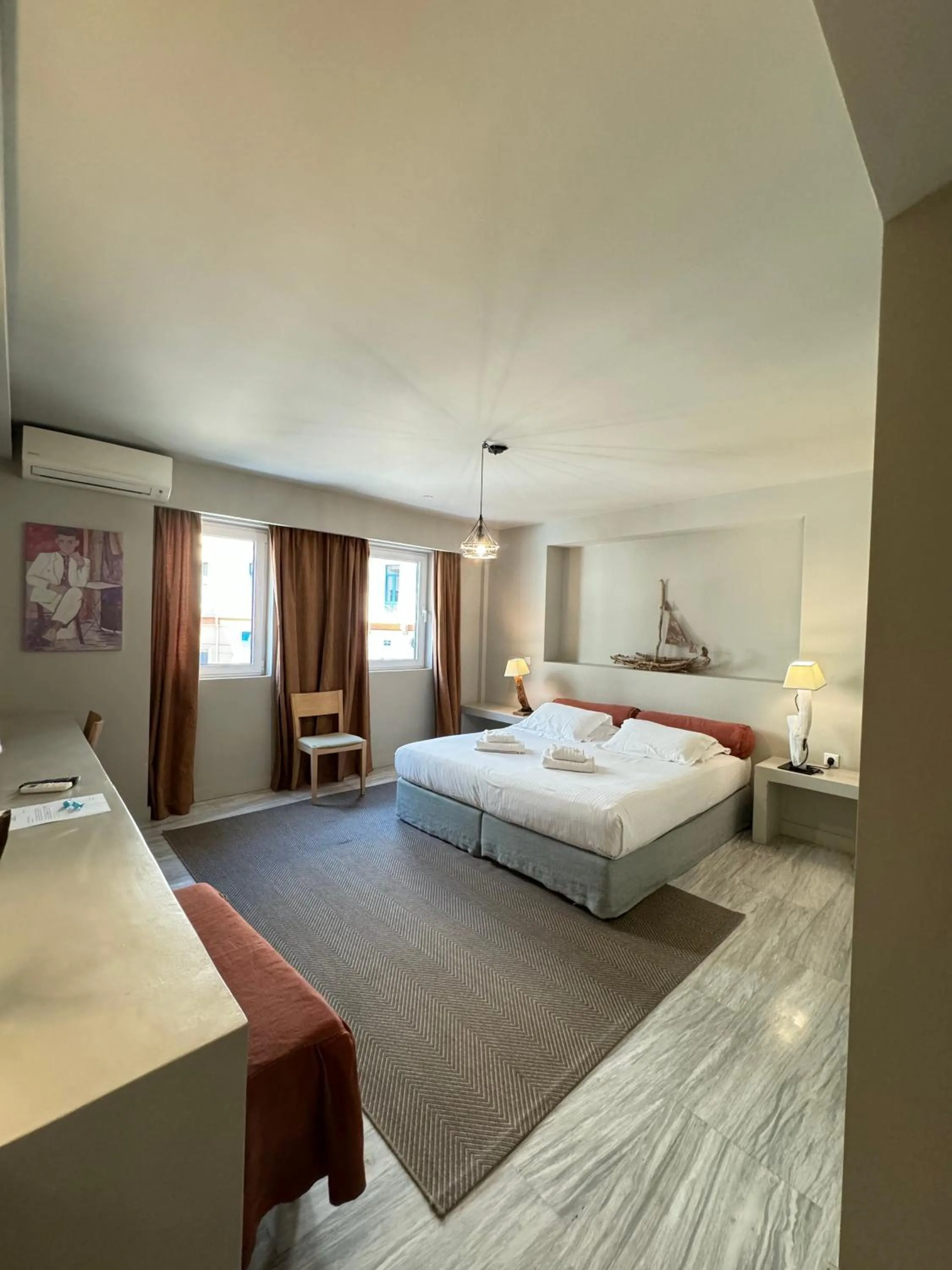 Bedroom, Bed in Lotus Center