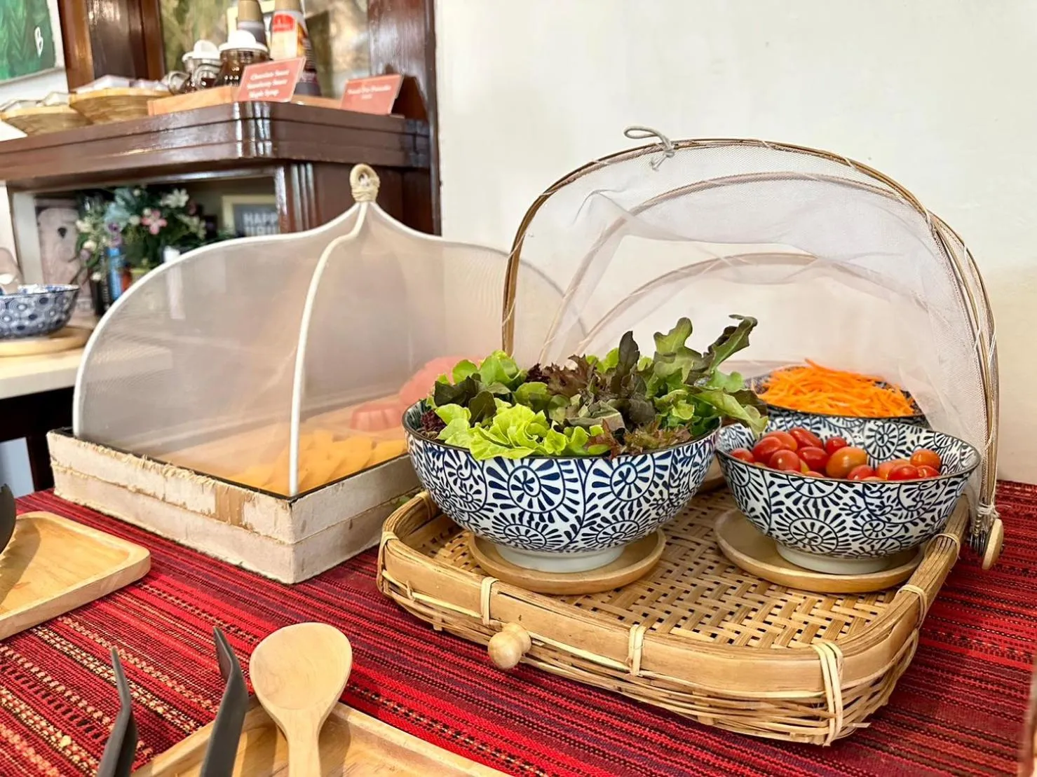 Buffet breakfast in Dinsomon Hotel