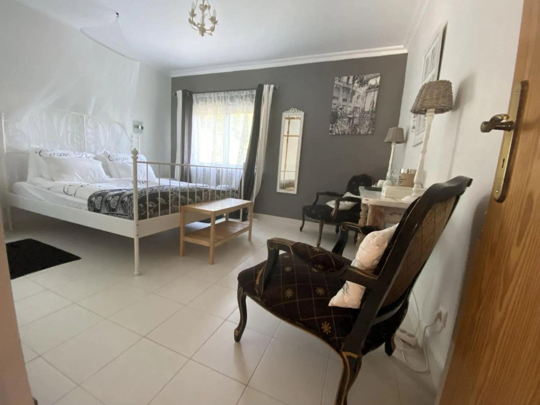 Property building, Bed in Casa Traca