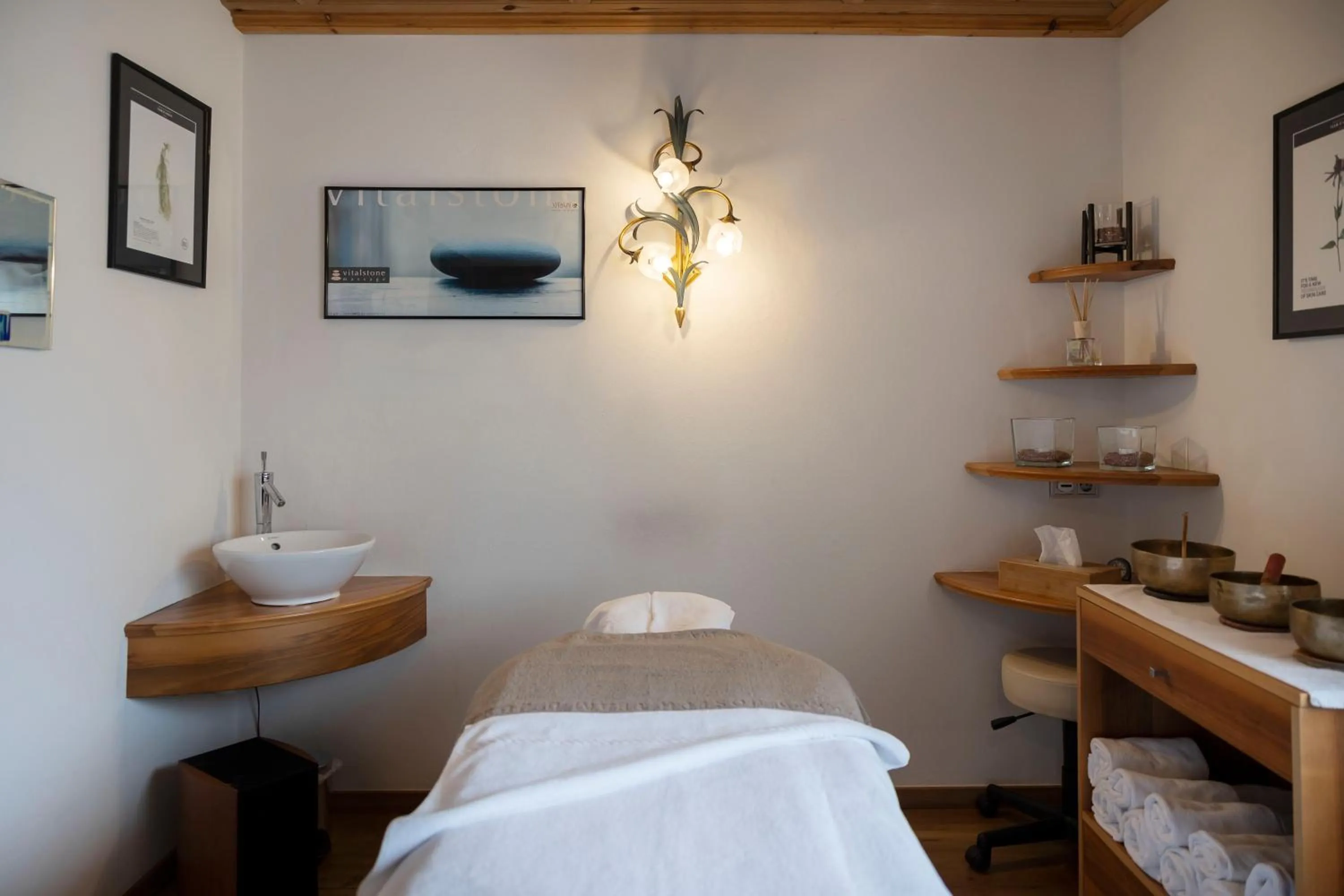 Massage in Artnatur Dolomites Hotel & Spa