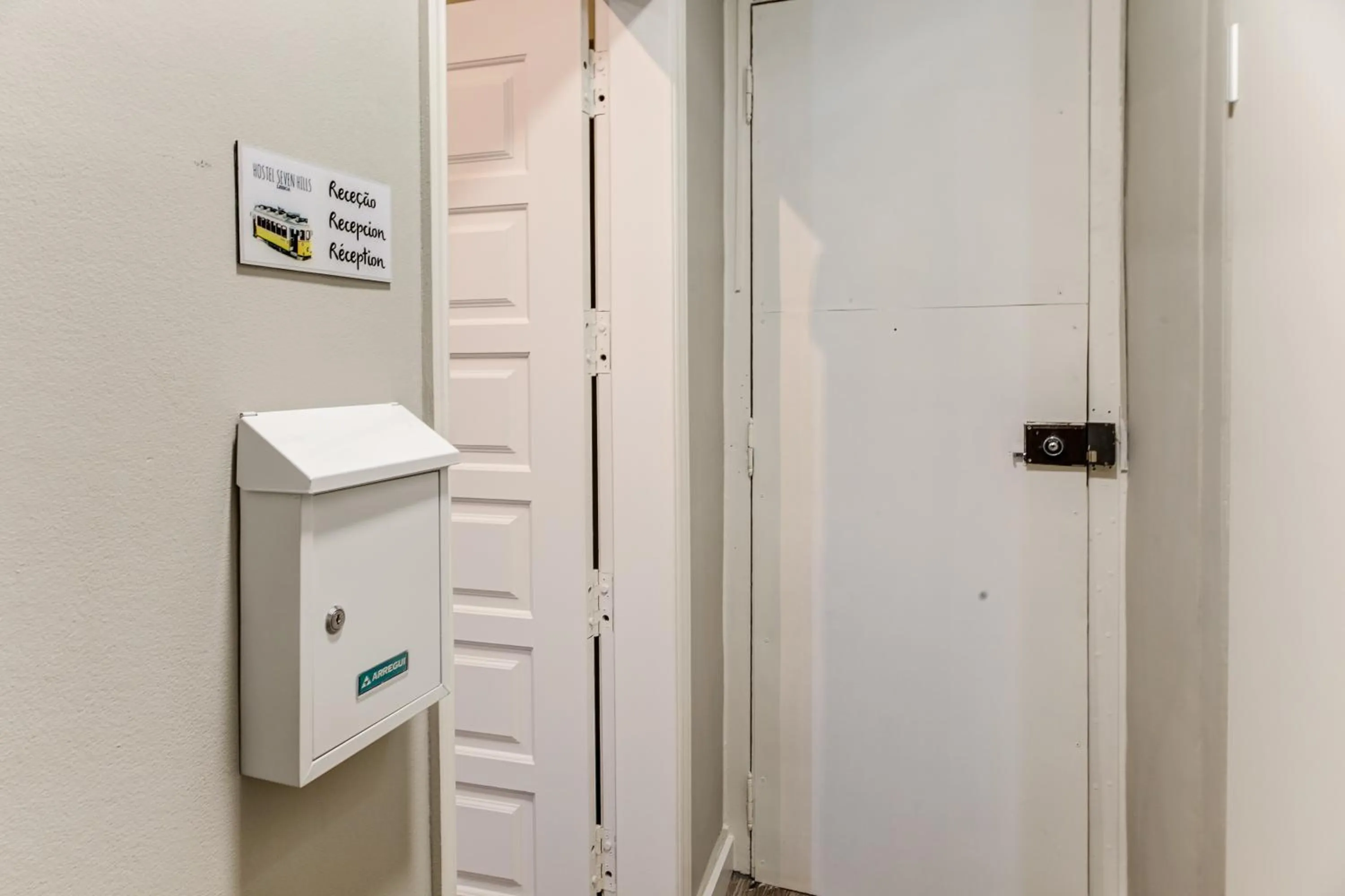 Lobby or reception in Hostel Seven Hills