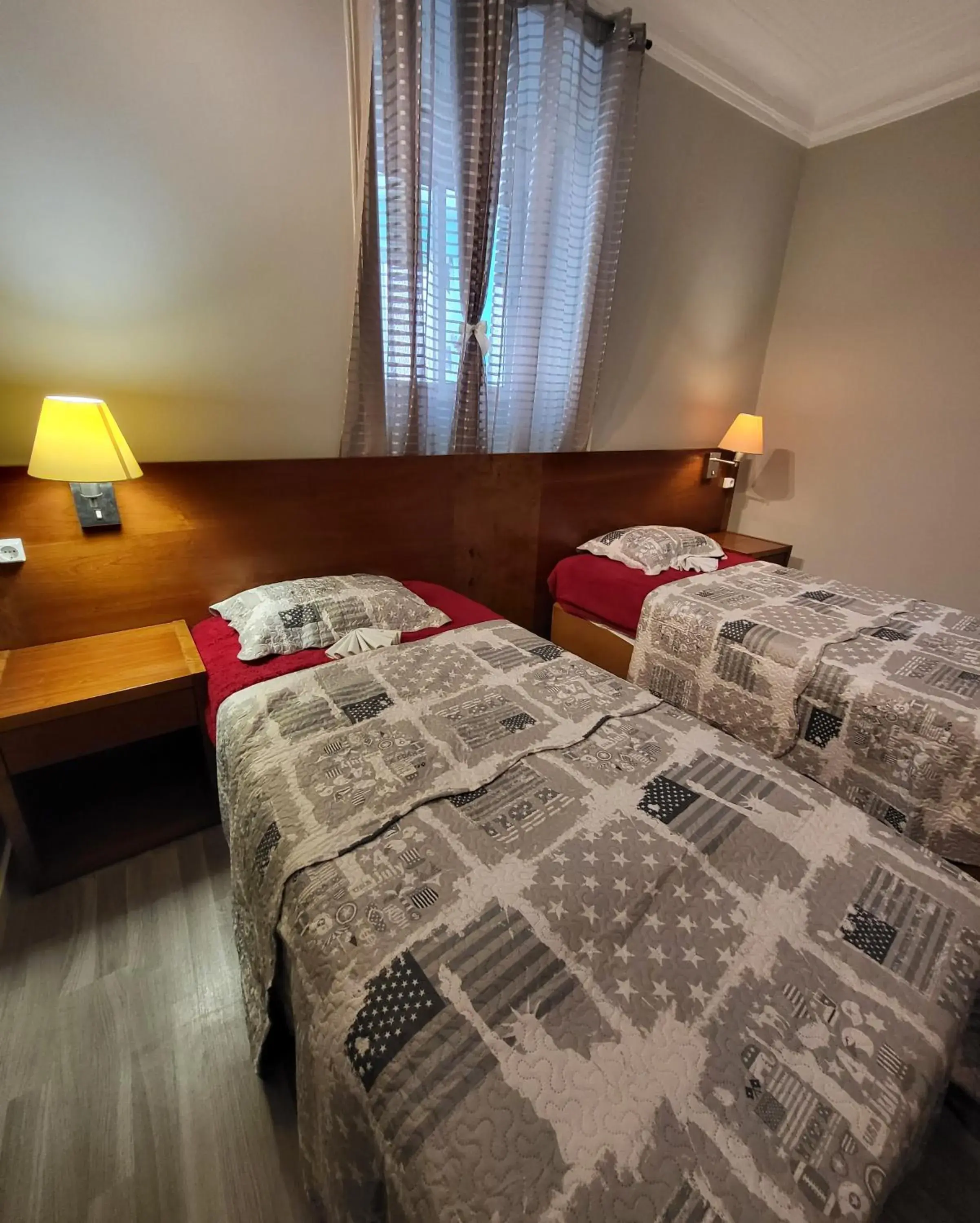 Bedroom, Bed in Hostel Seven Hills Bedroom, Bed in Hostel Seven Hills