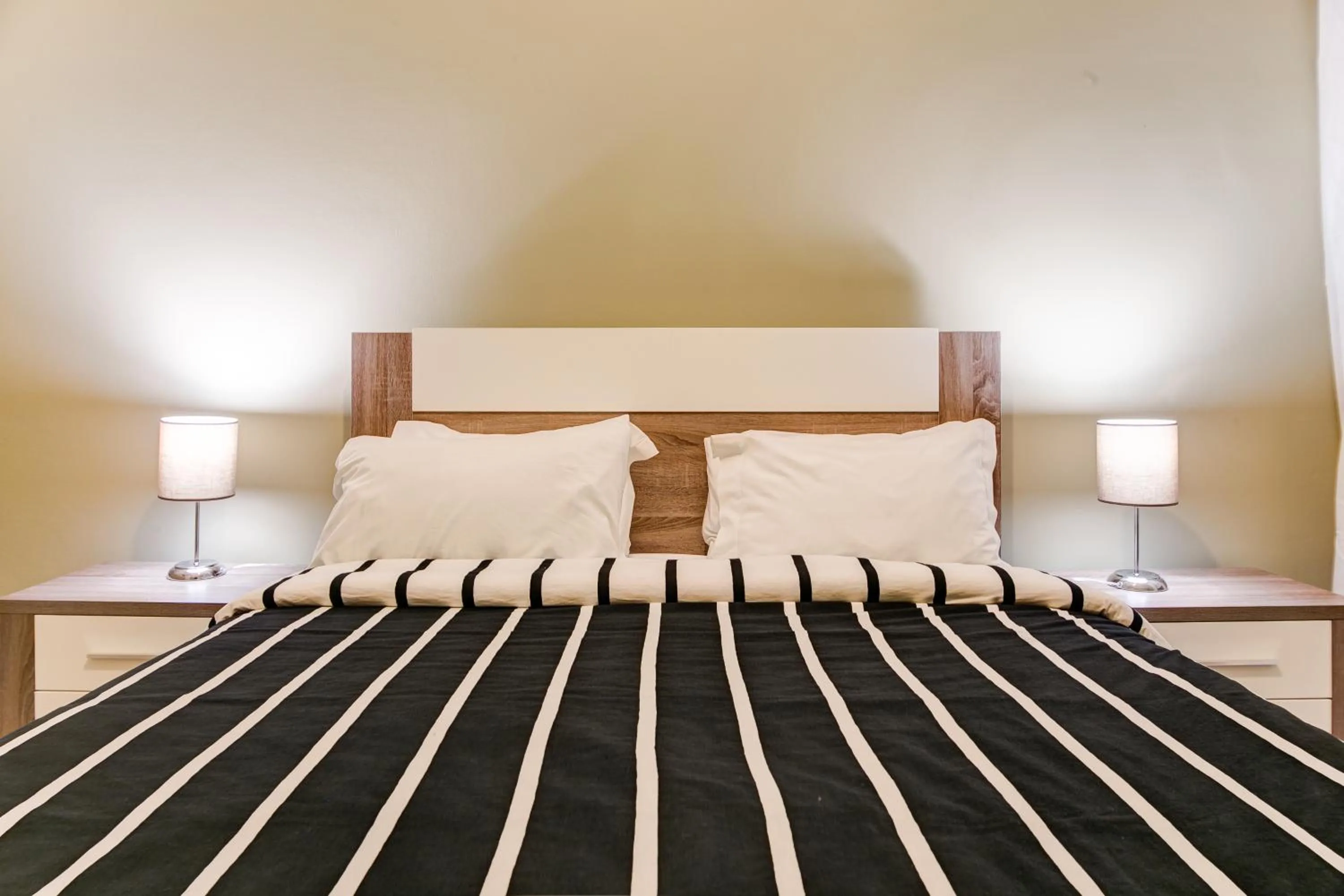 Bed in Hostel Seven Hills