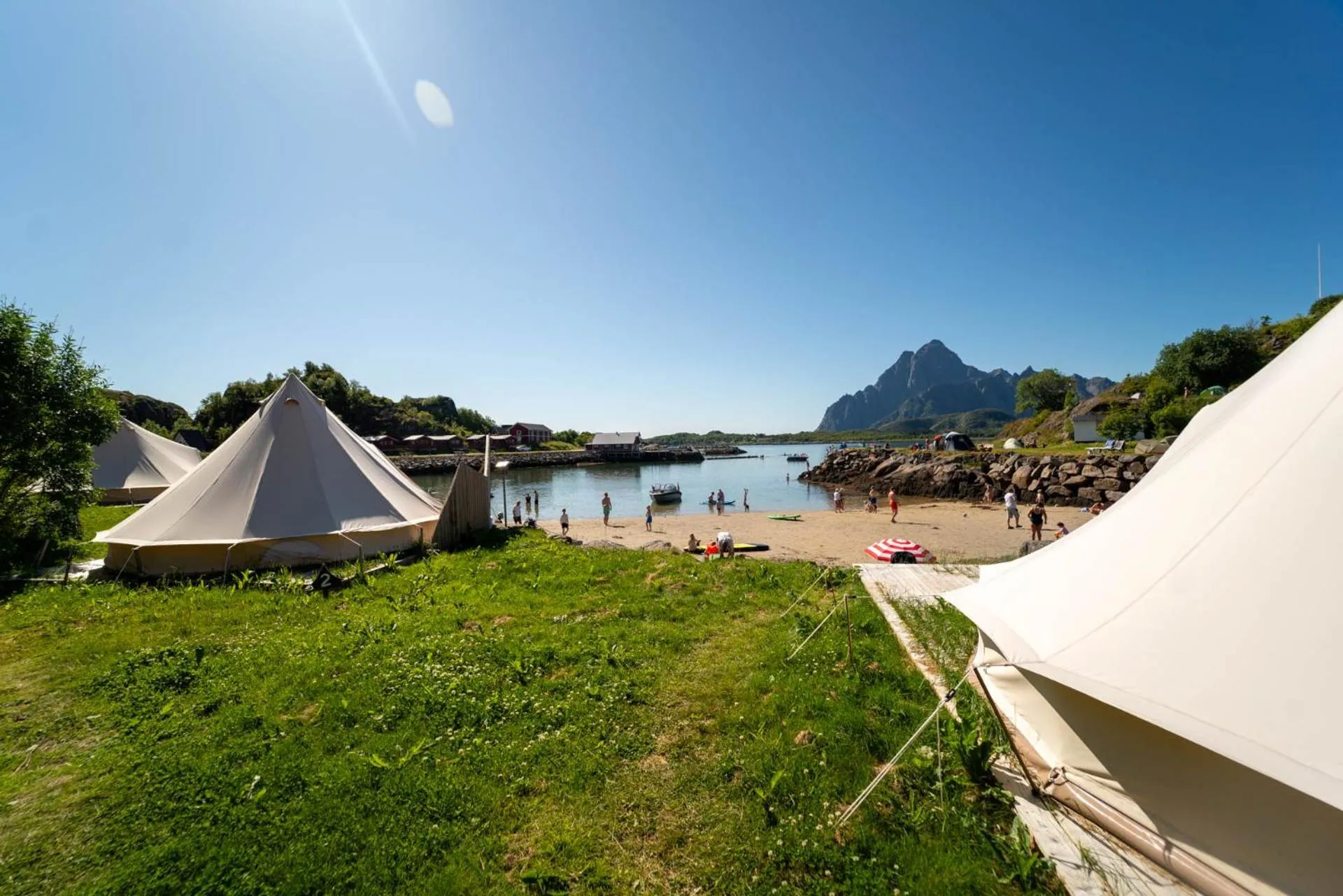 Spring in Skårungen - Hotel, Cabins and Camping