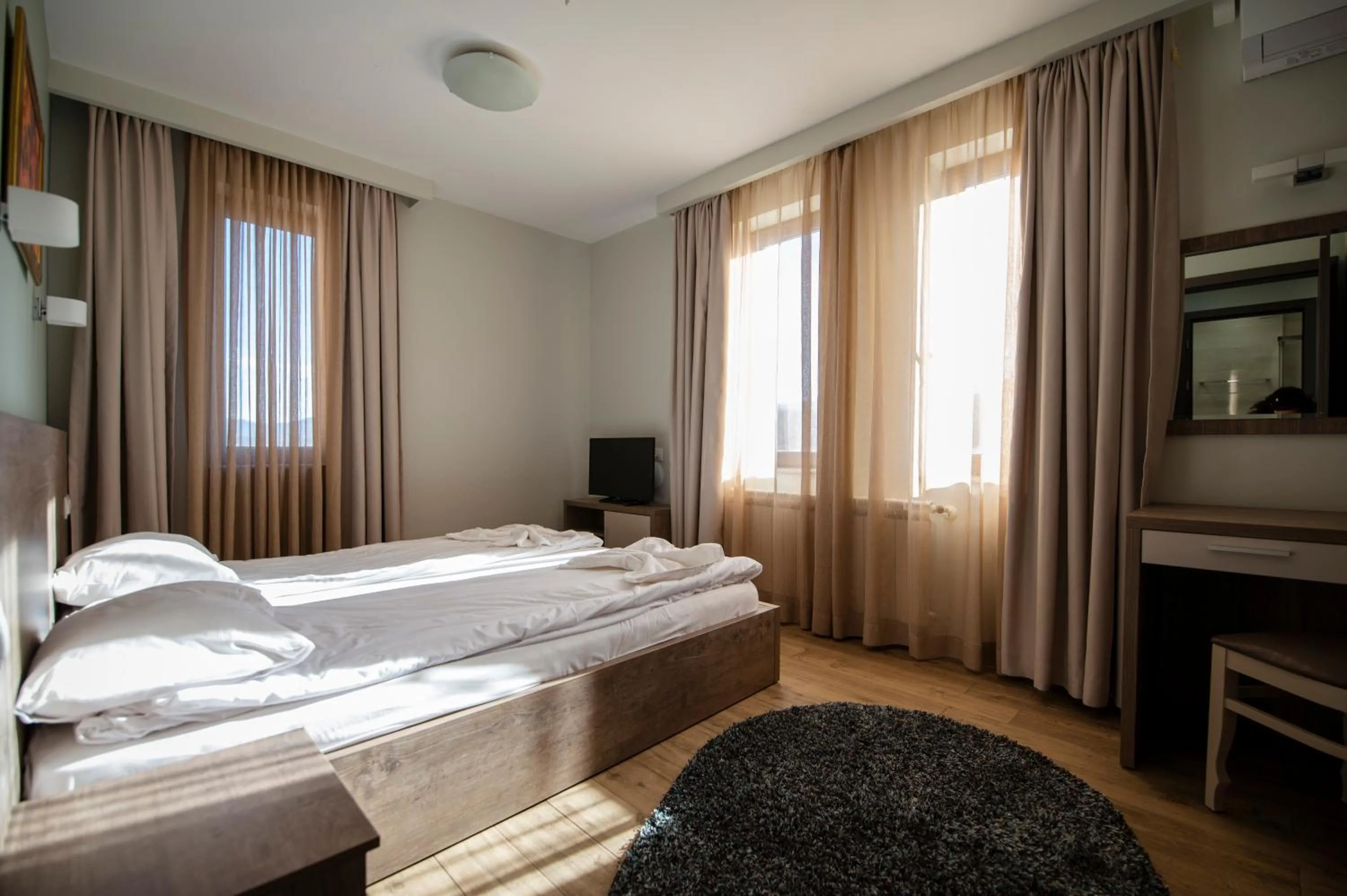La Casa Hotel