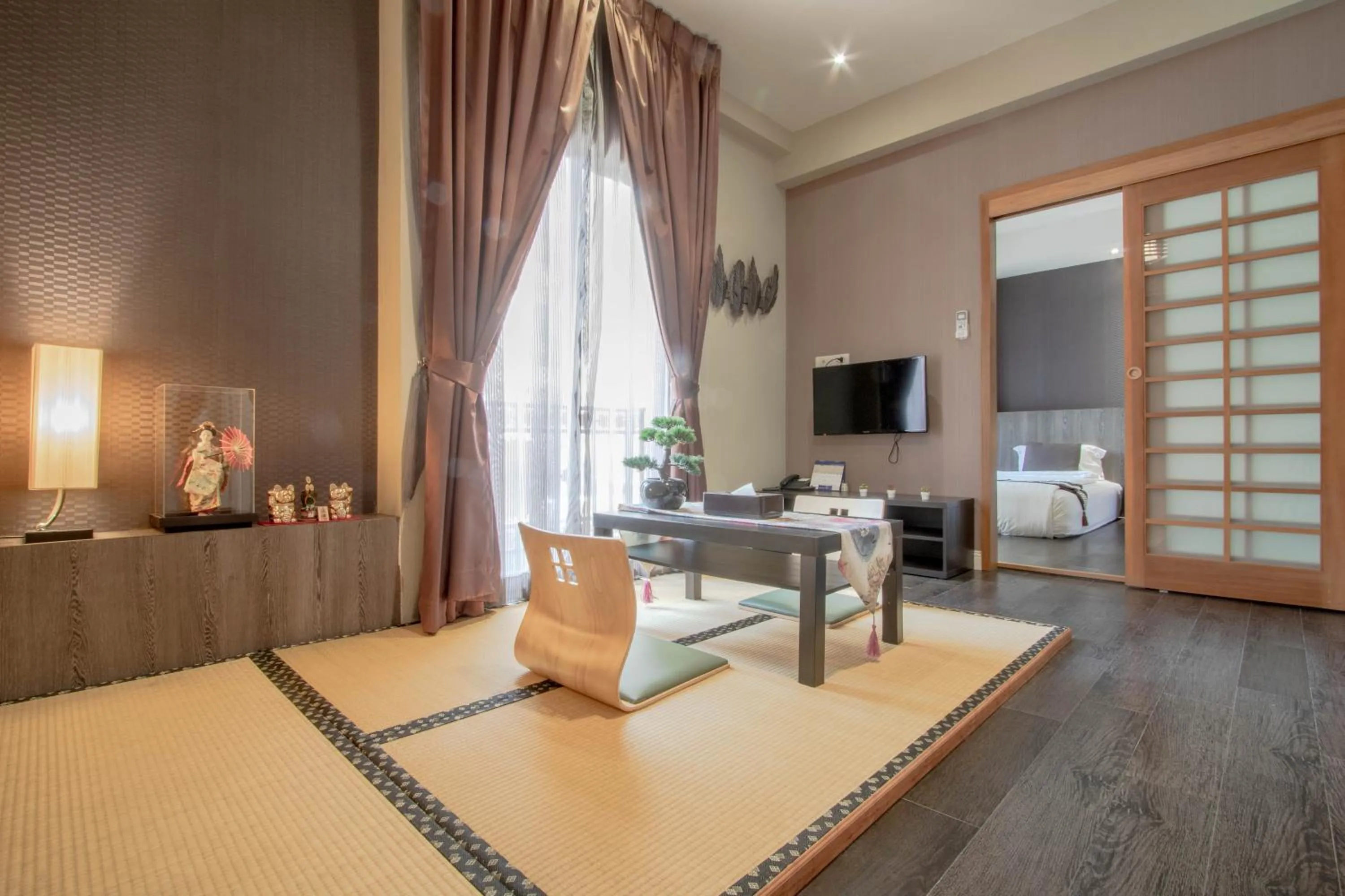 TV and multimedia, Bed in The Star of Sathorn