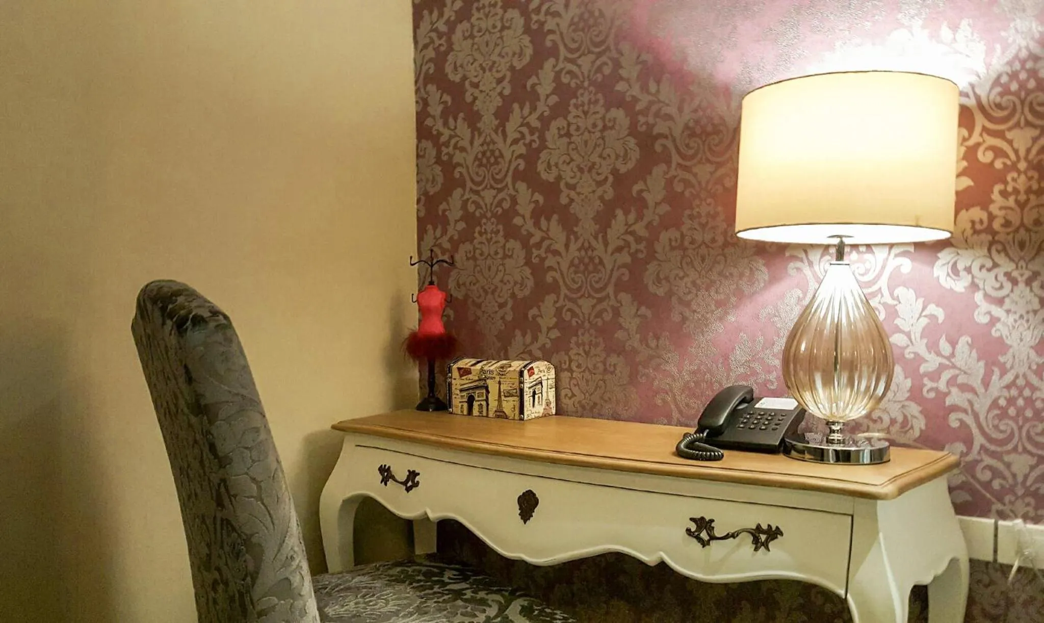 Seating area in The Star of Sathorn