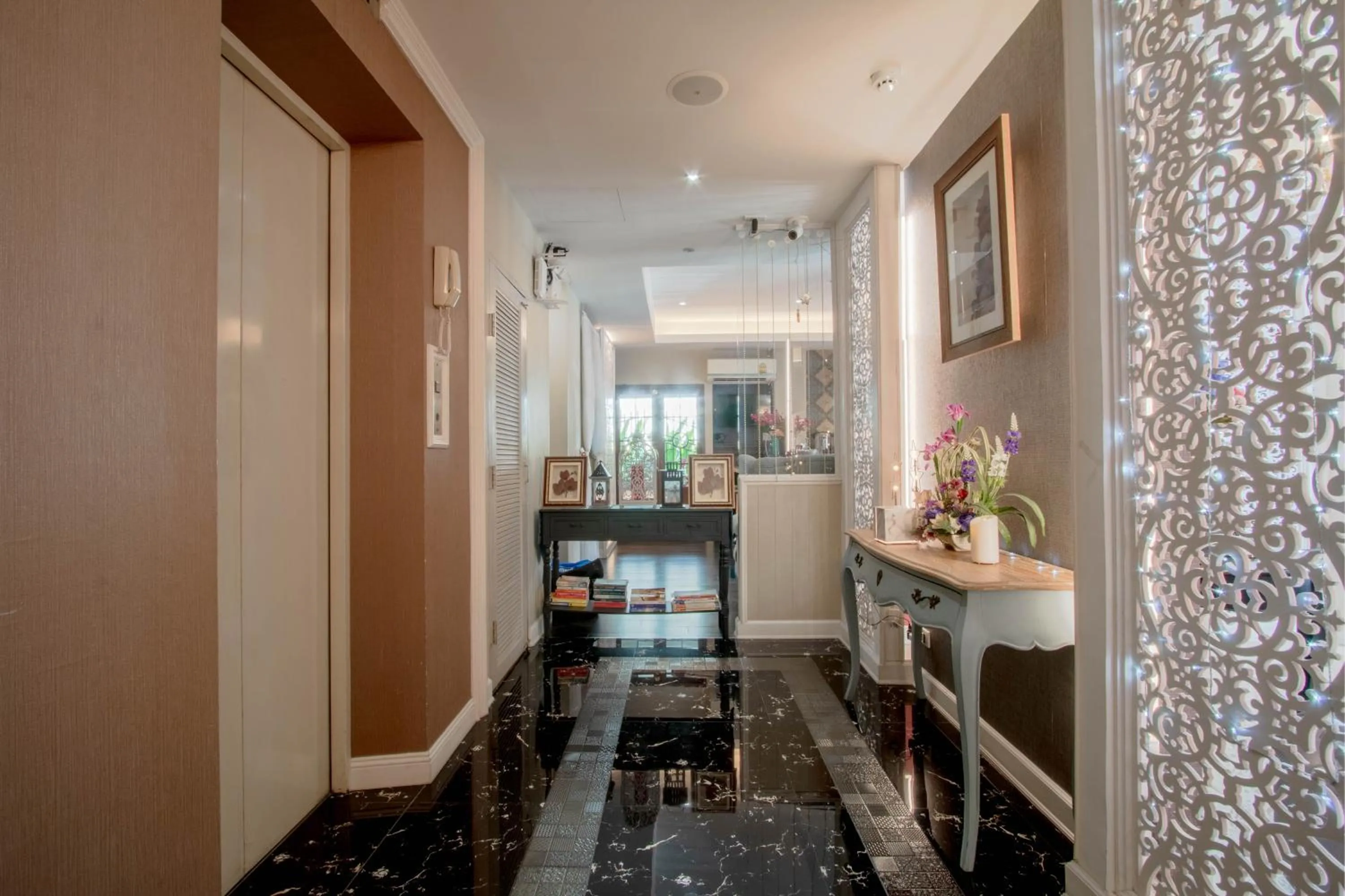 Facade/entrance in The Star of Sathorn