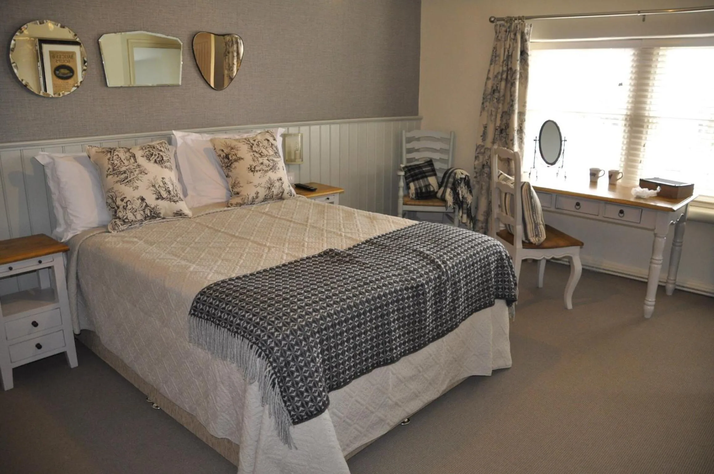 Day, Bed in Higher Buck Inn