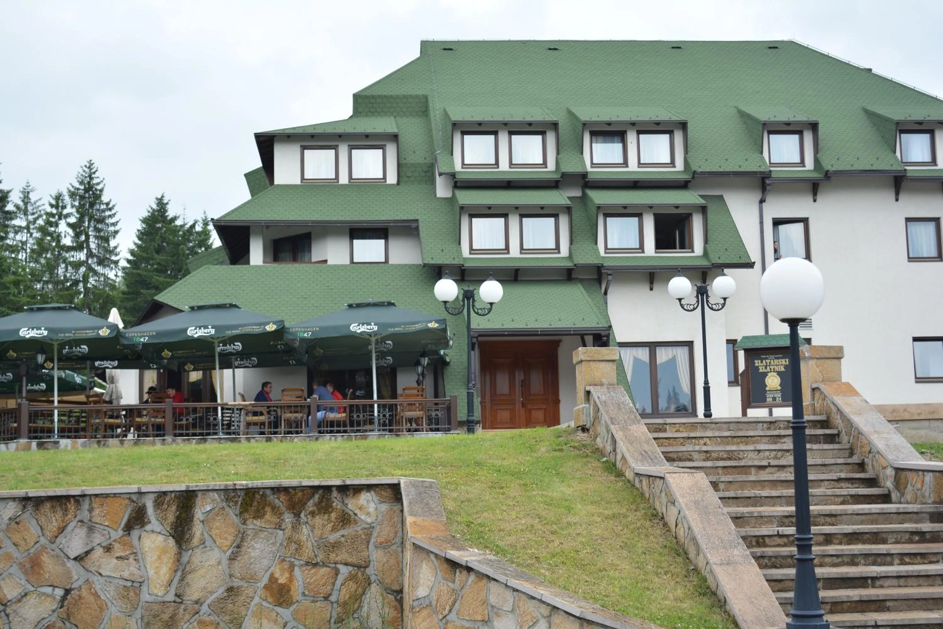 Facade/entrance in Hotel Zlatarski Zlatnik