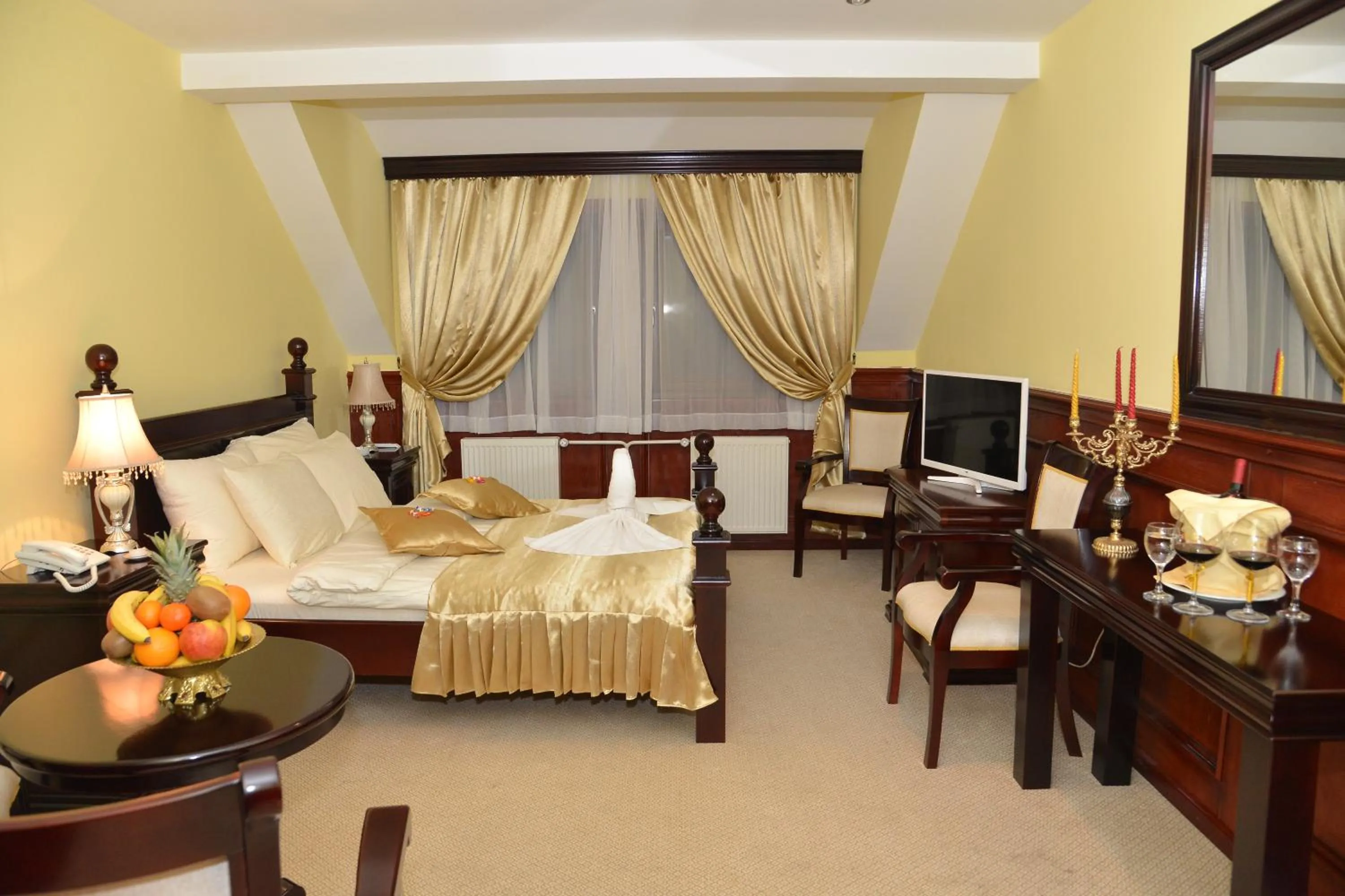 Photo of the whole room, Bed in Hotel Zlatarski Zlatnik